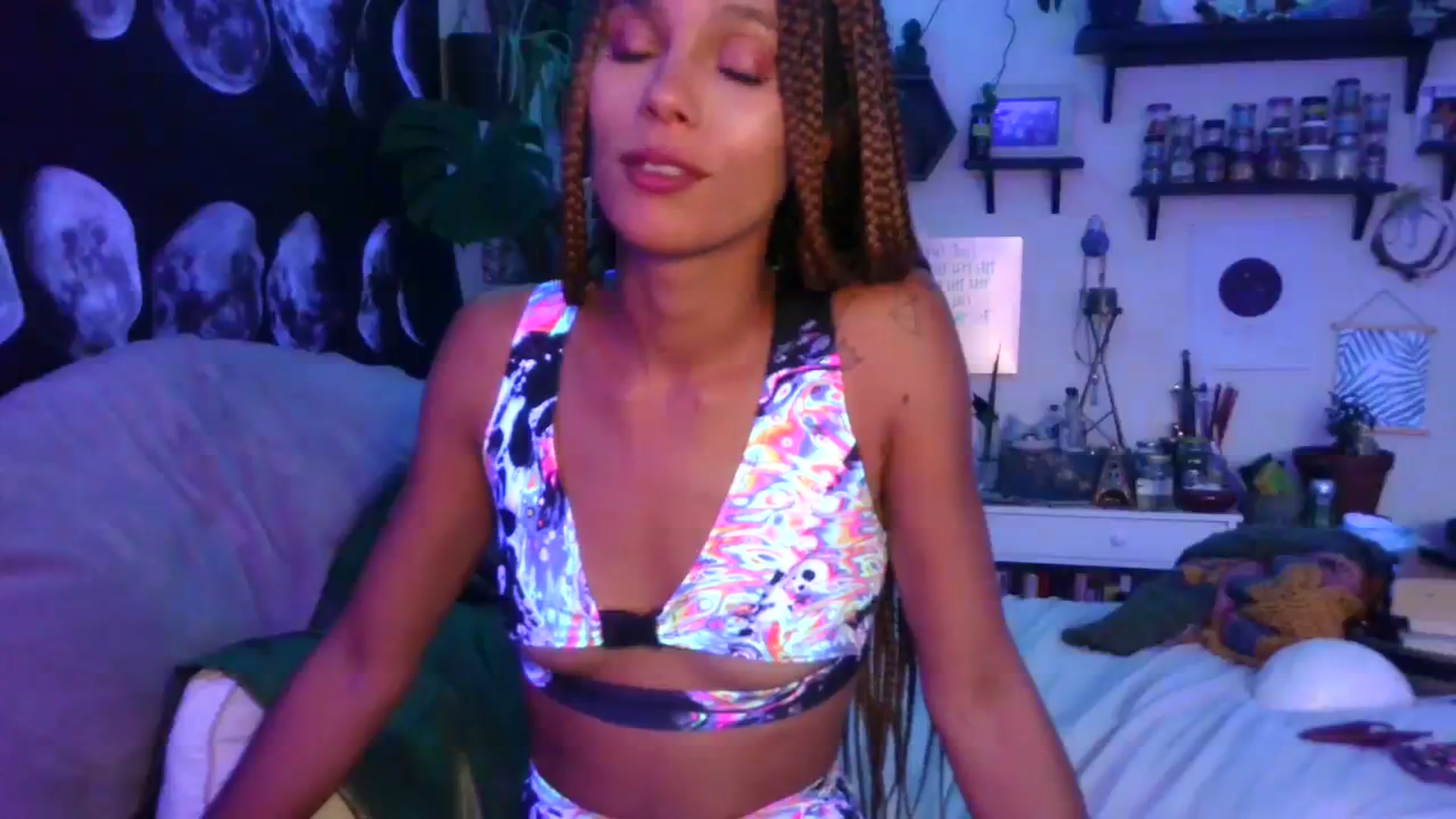 Gallery image thumbnail from LunarLexxx's myfreecams stream on, 07/23/2023, 12:53 image 18 of 20