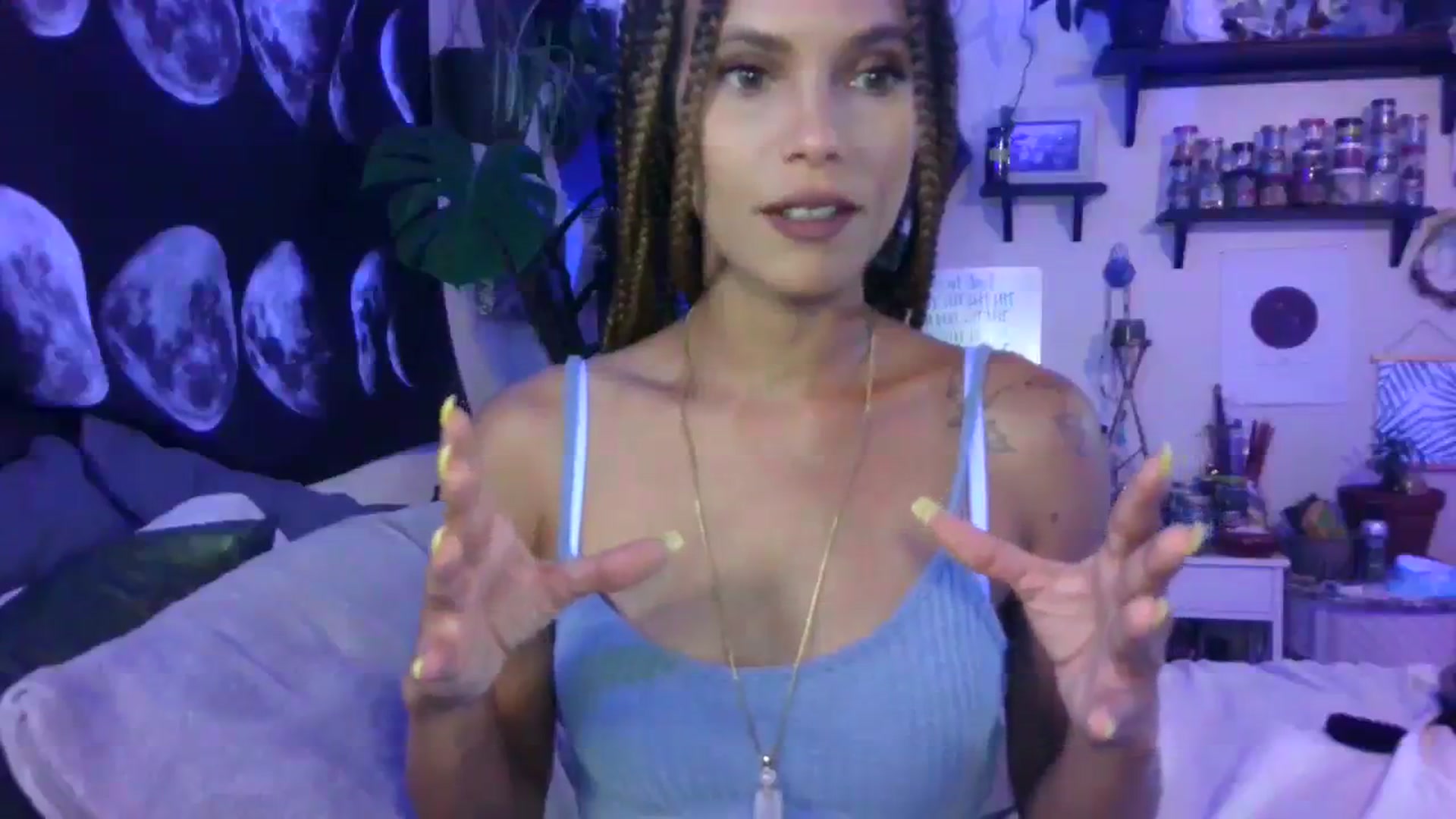 Gallery image thumbnail from LunarLexxx's myfreecams stream on, 07/25/2023, 05:21 image 10 of 20