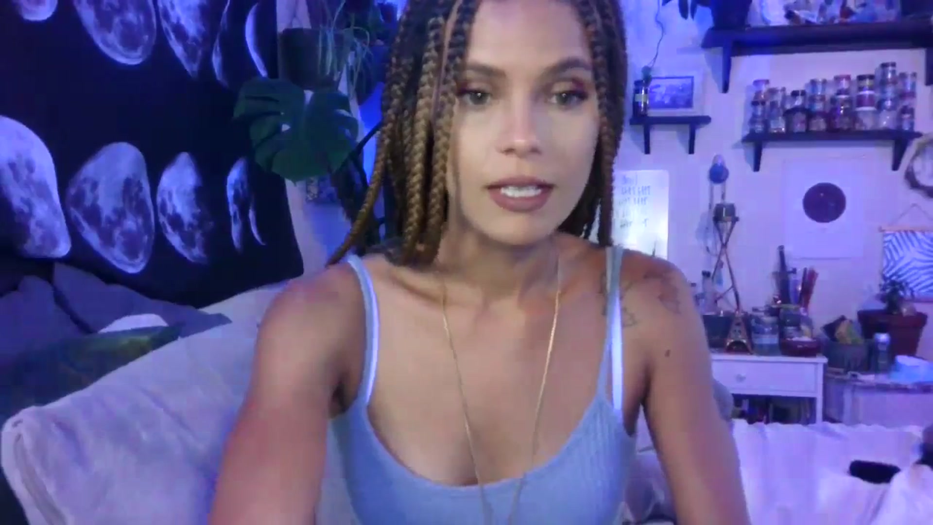 Gallery image thumbnail from LunarLexxx's myfreecams stream on, 07/25/2023, 05:21 image 15 of 20