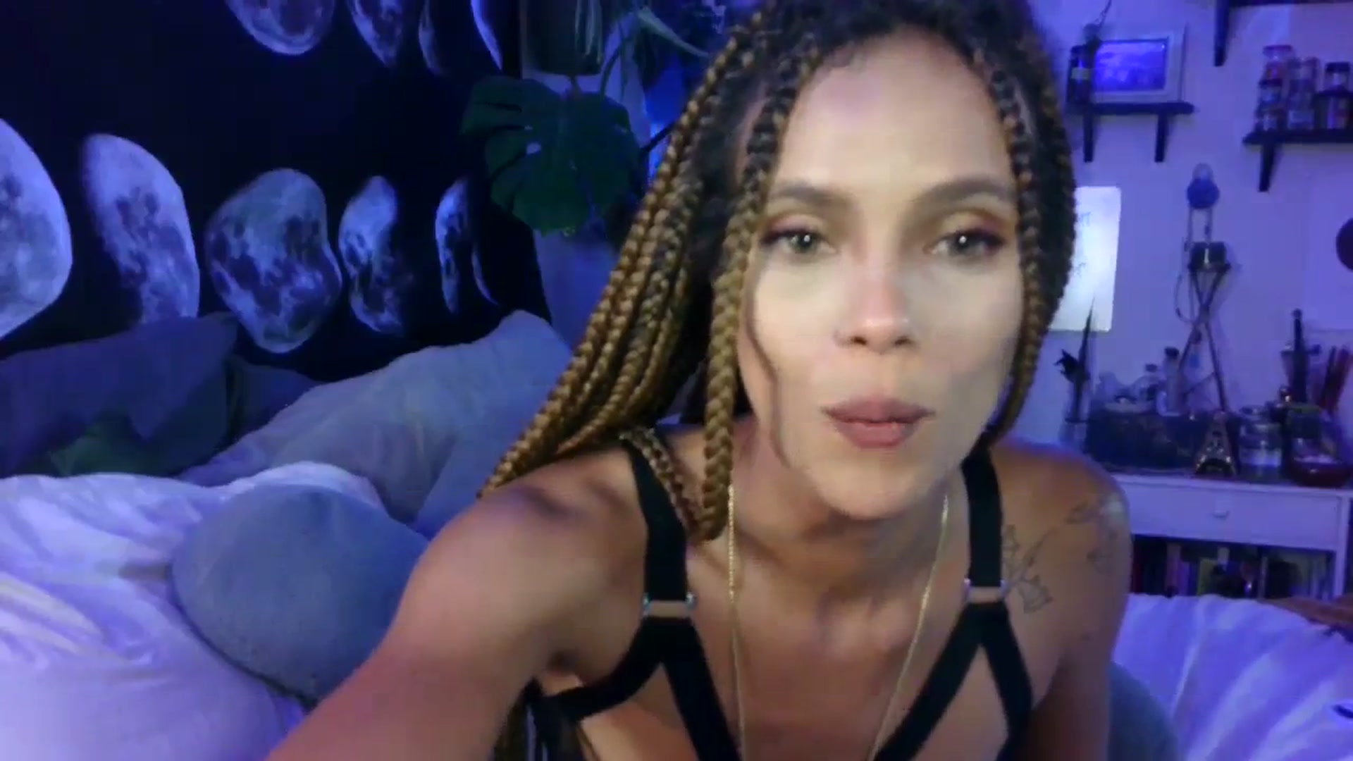 Gallery image thumbnail from LunarLexxx's myfreecams stream on, 07/27/2023, 08:35 image 14 of 20