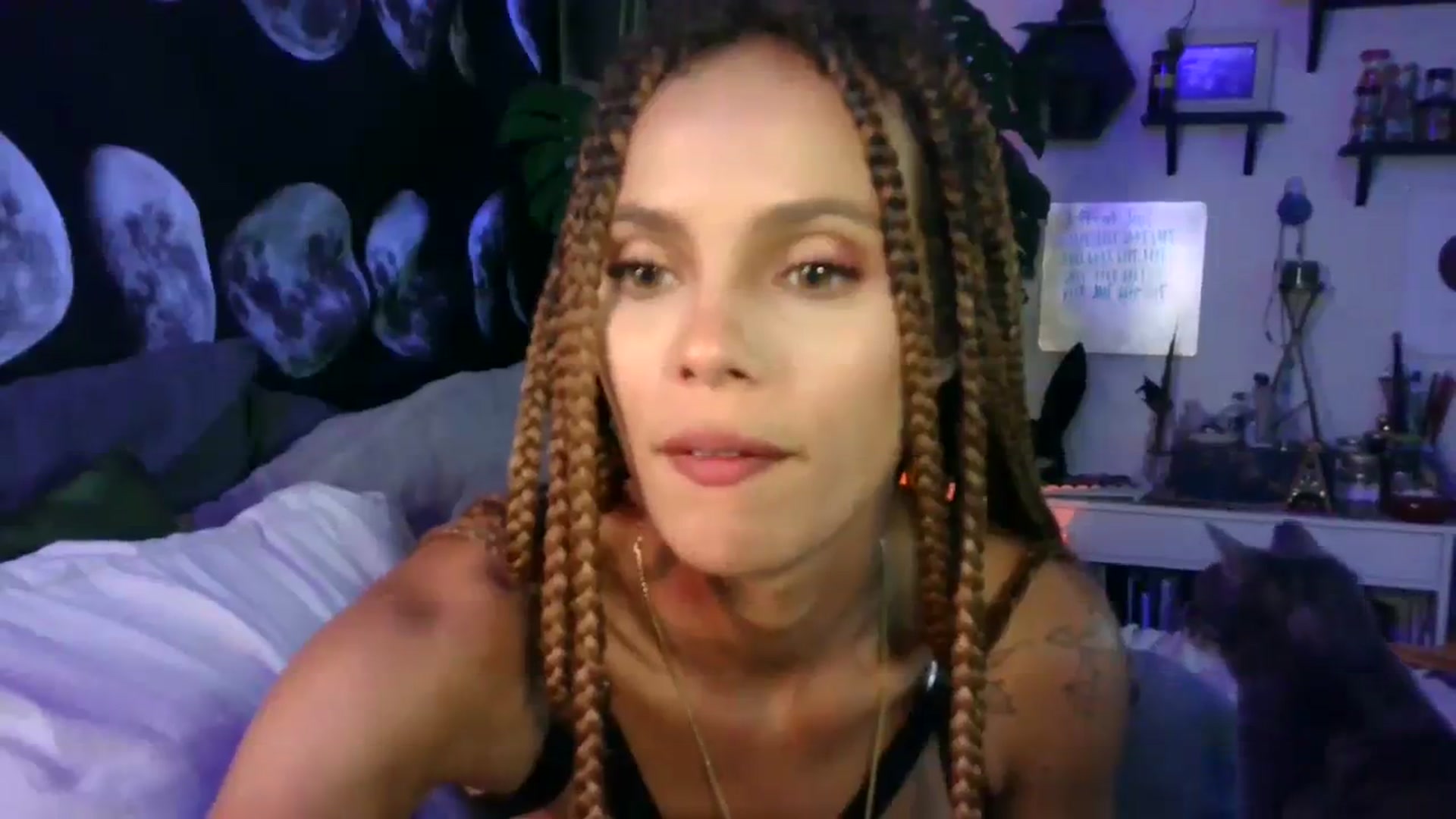 Gallery image thumbnail from LunarLexxx's myfreecams stream on, 07/27/2023, 08:56 image 15 of 20