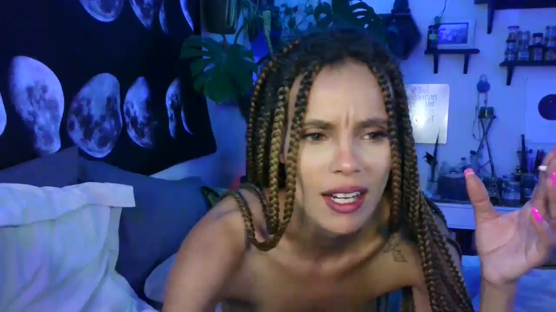 Gallery image thumbnail from LunarLexxx's myfreecams stream on, 07/28/2023, 10:33 image 19 of 20