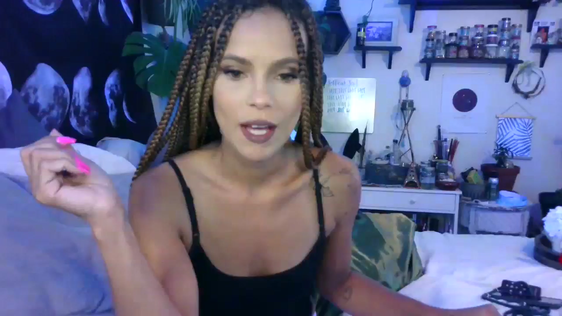 Gallery image thumbnail from LunarLexxx's myfreecams stream on, 07/30/2023, 08:20 image 1 of 20