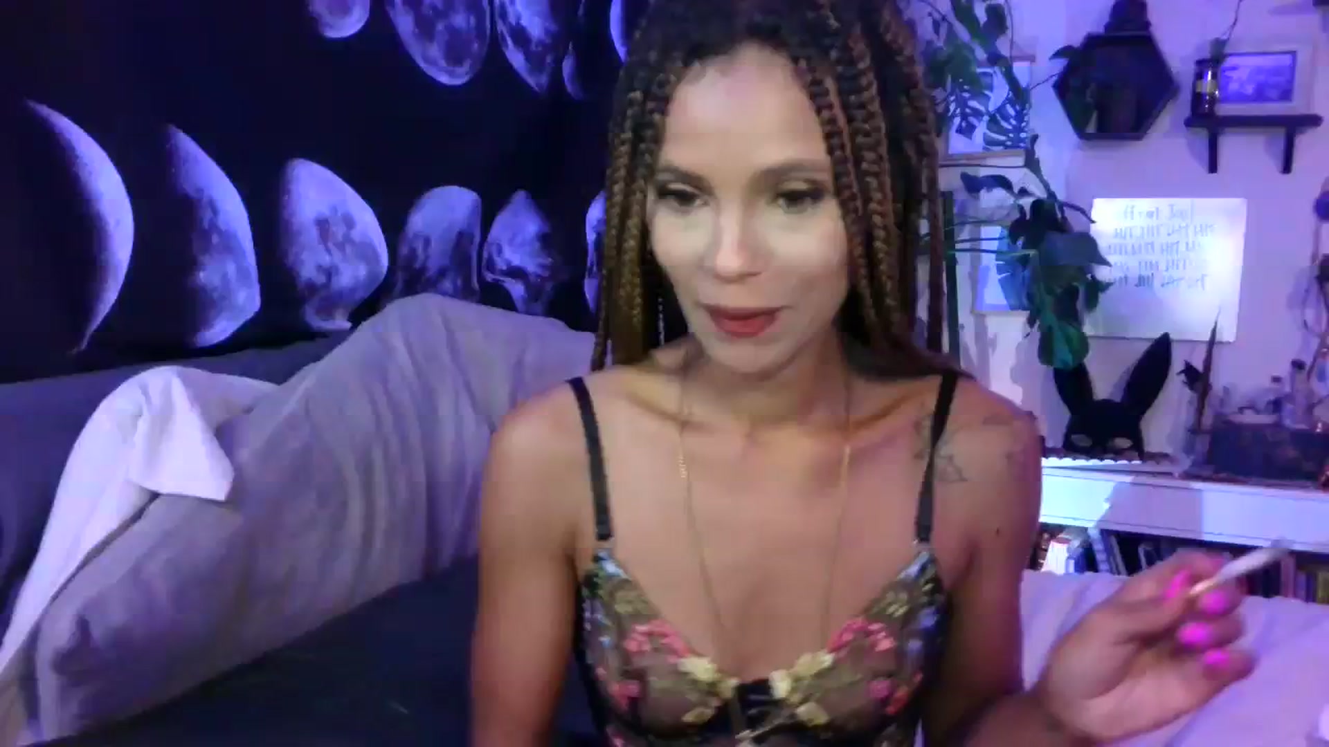 Gallery image thumbnail from LunarLexxx's myfreecams stream on, 08/03/2023, 08:55 image 18 of 20