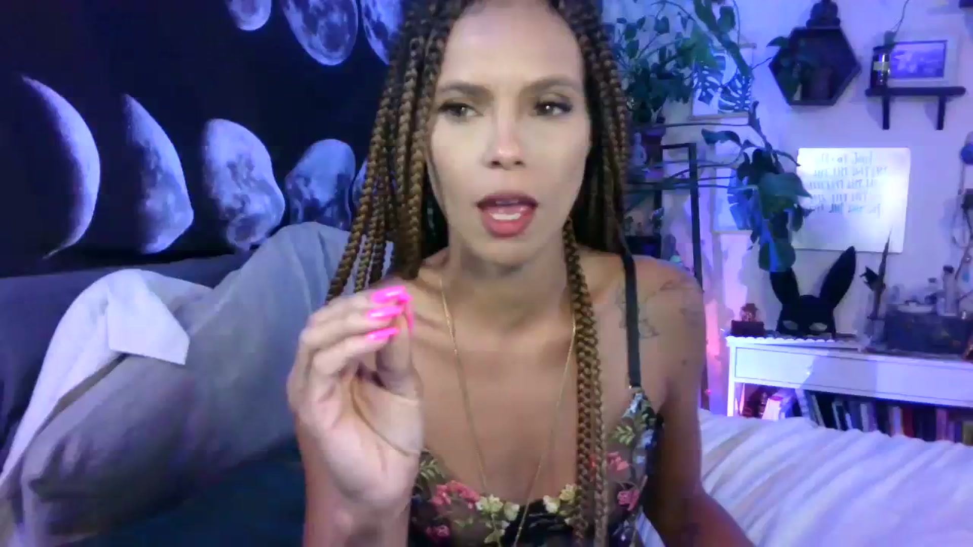 Gallery image thumbnail from LunarLexxx's myfreecams stream on, 08/03/2023, 08:55 image 9 of 20