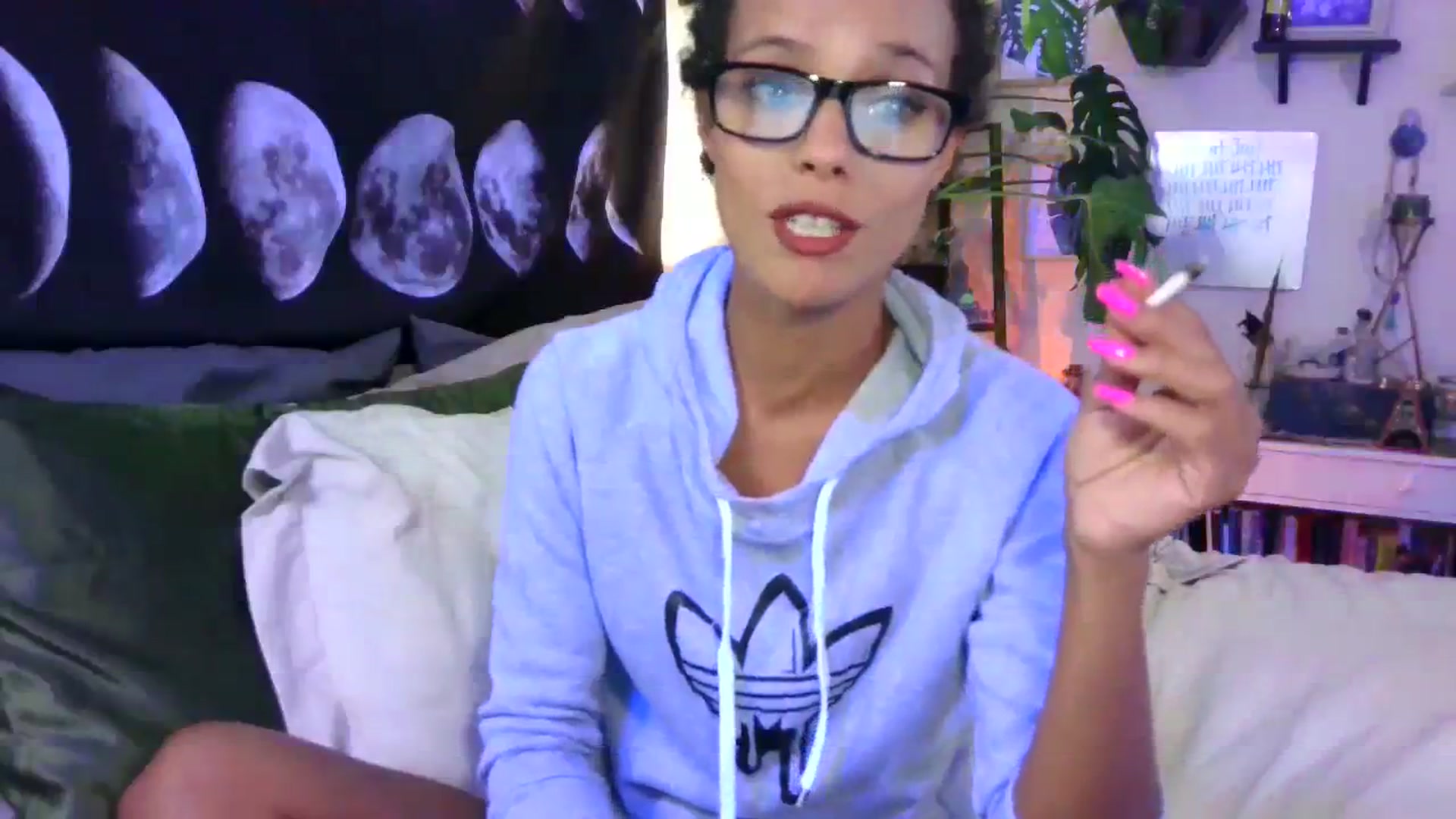 Gallery image thumbnail from LunarLexxx's myfreecams stream on, 08/05/2023, 09:59 image 11 of 20