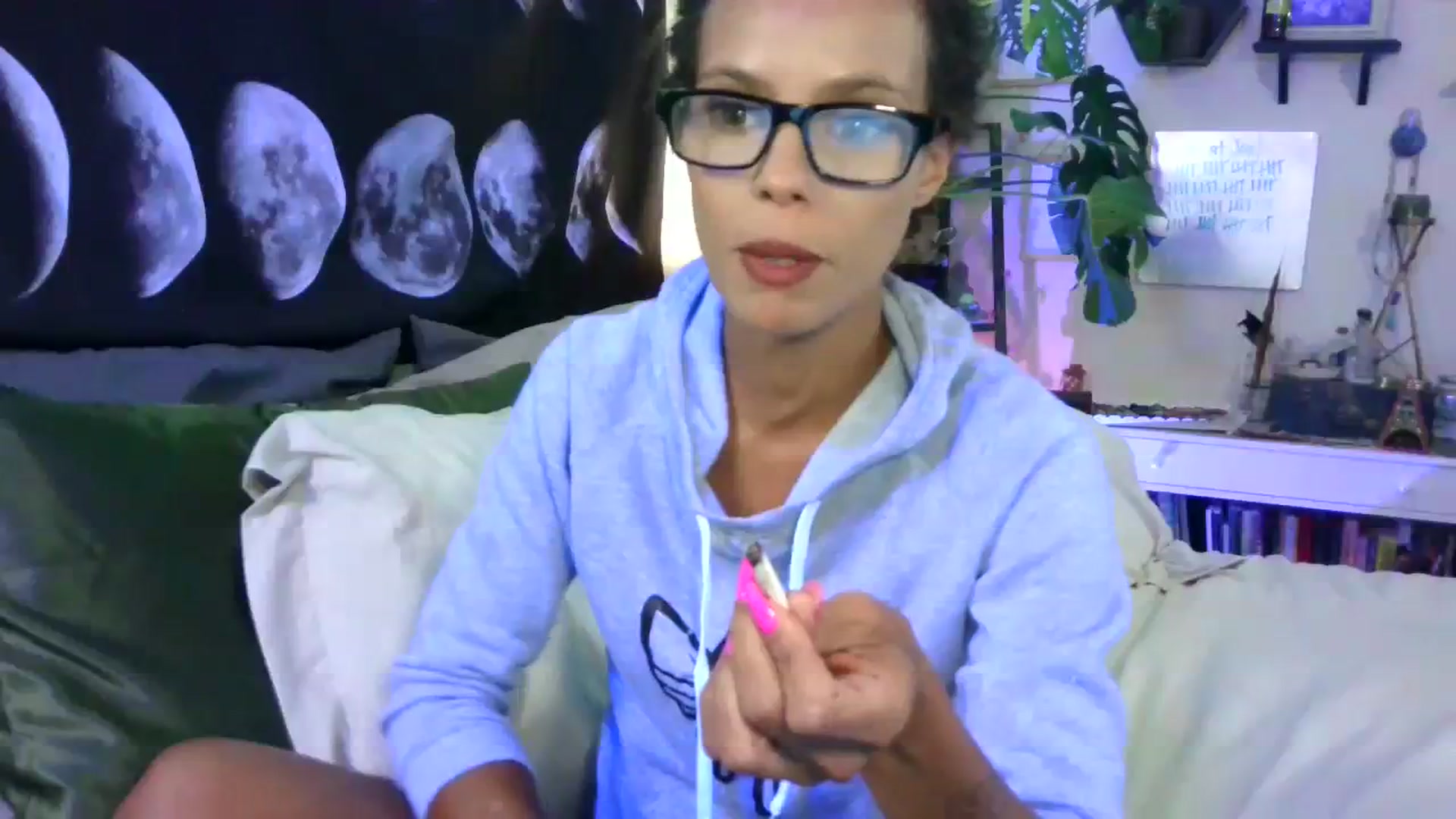 Gallery image thumbnail from LunarLexxx's myfreecams stream on, 08/05/2023, 09:59 image 12 of 20