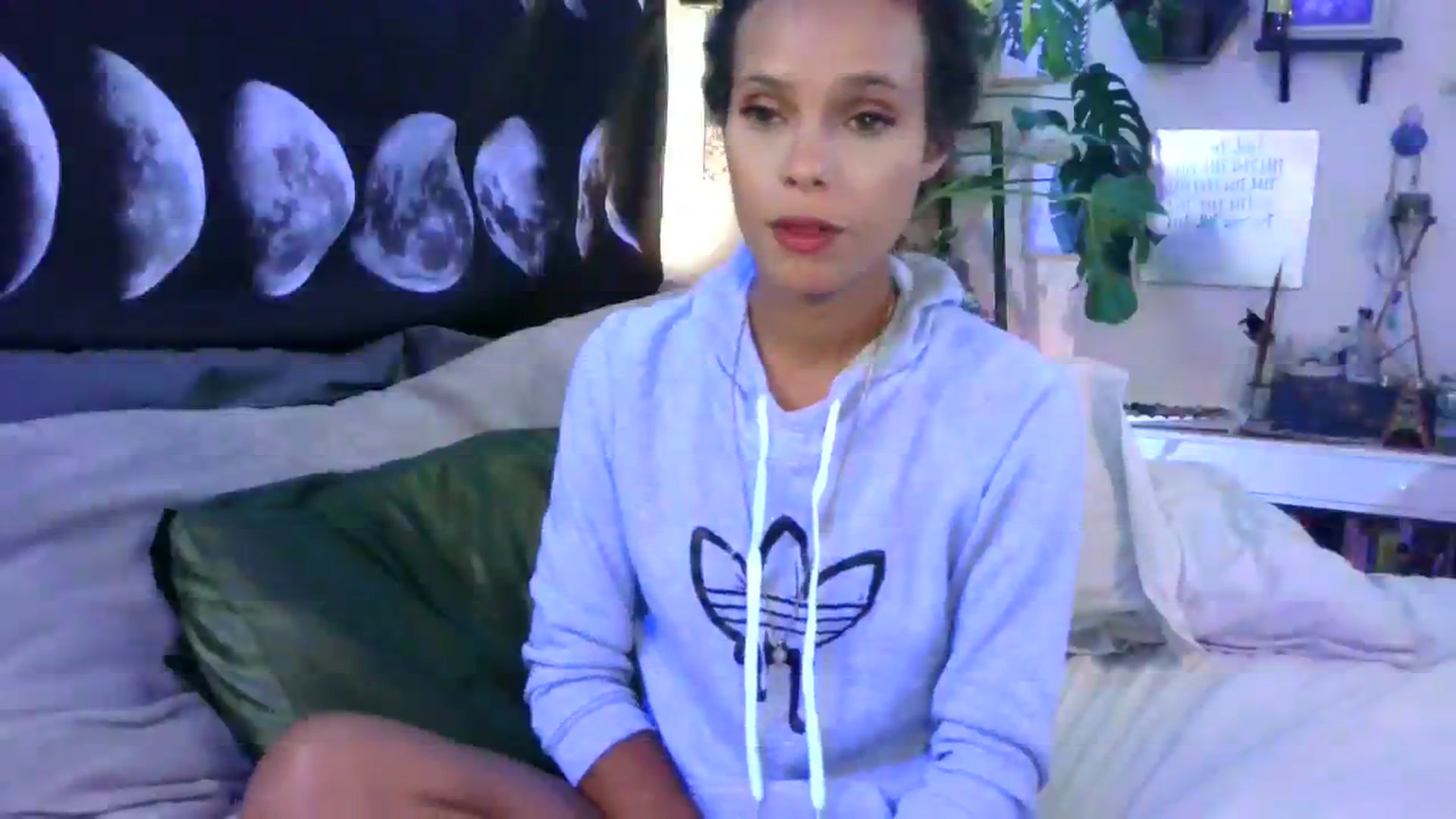 Gallery image thumbnail from LunarLexxx's myfreecams stream on, 08/05/2023, 13:22 image 18 of 20