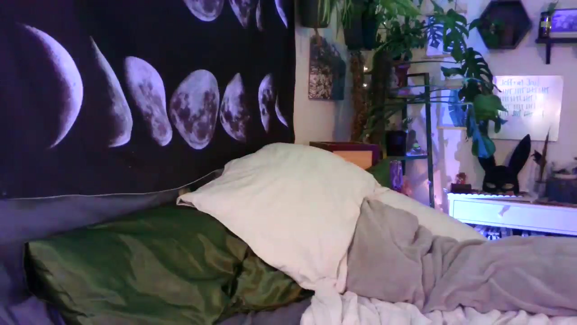 Gallery image thumbnail from LunarLexxx's myfreecams stream on, 08/06/2023, 10:41 image 12 of 20