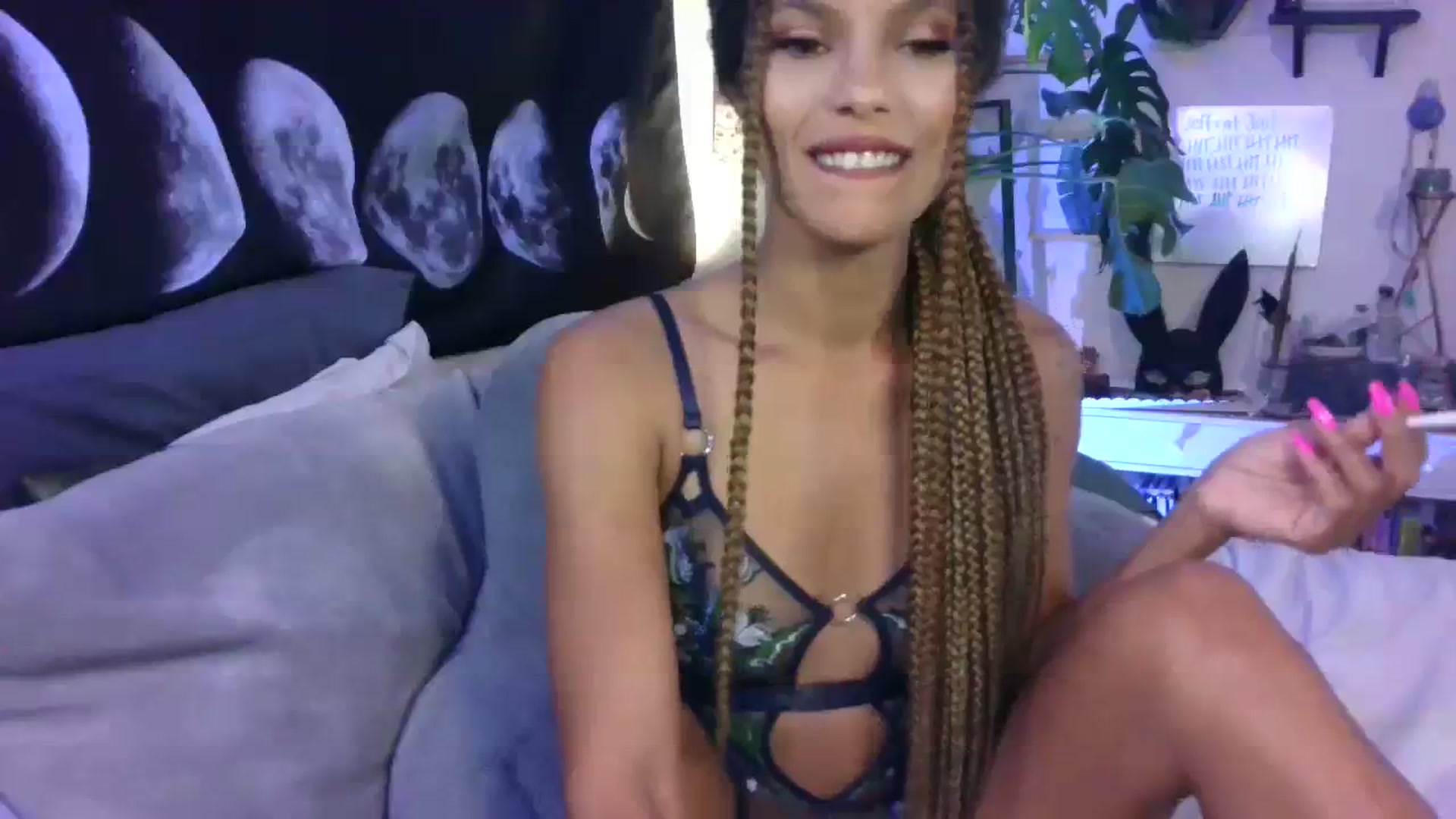 Gallery image thumbnail from LunarLexxx's myfreecams stream on, 08/09/2023, 08:52 image 6 of 20