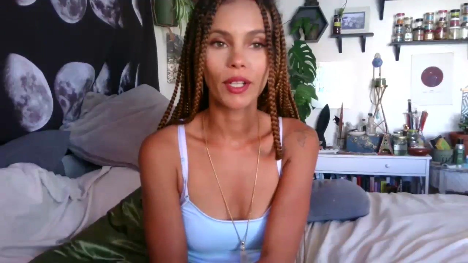 Gallery image thumbnail from LunarLexxx's myfreecams stream on, 08/14/2023, 19:18 image 3 of 20
