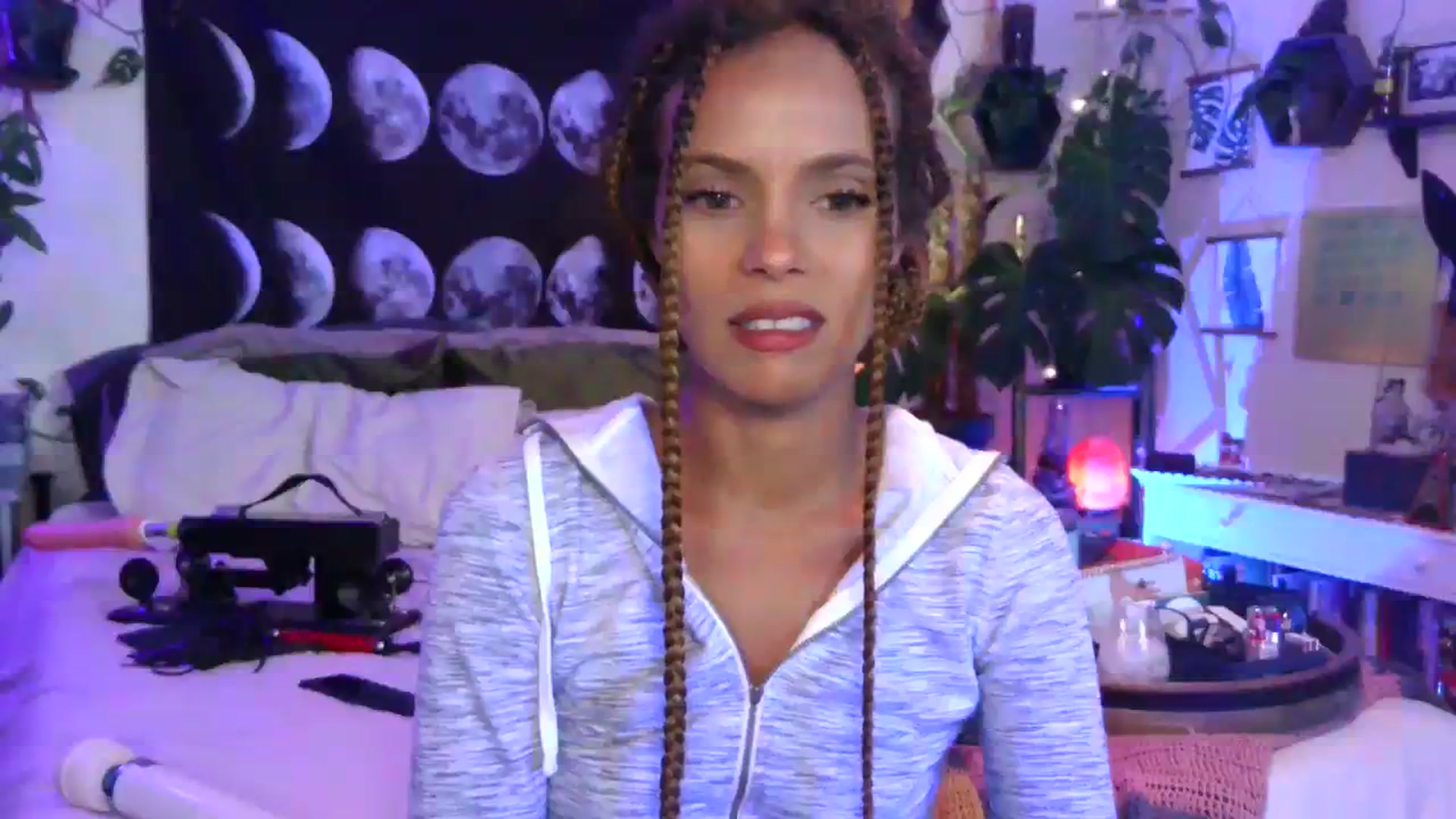 Gallery image thumbnail from LunarLexxx's myfreecams stream on, 08/17/2023, 10:02 image 20 of 20