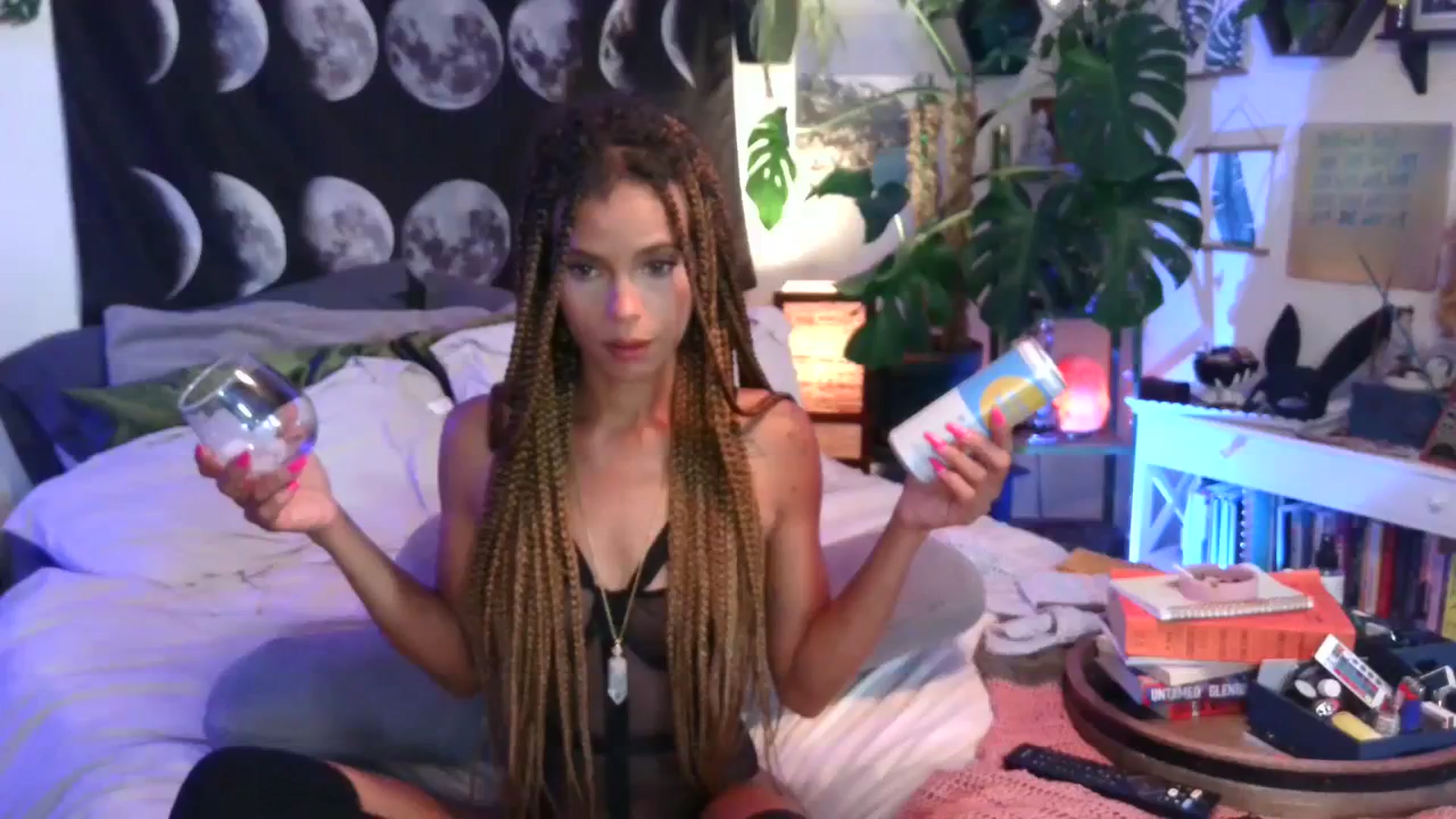 Gallery image thumbnail from LunarLexxx's myfreecams stream on, 08/22/2023, 10:02 image 12 of 20