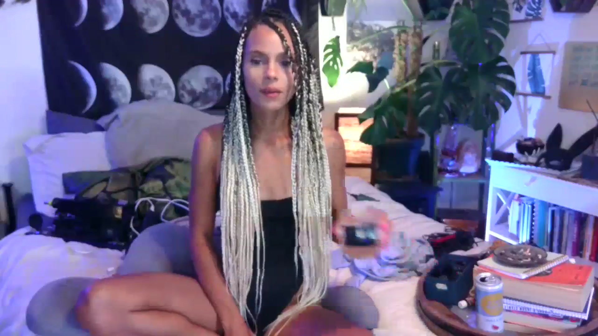 Gallery image thumbnail from LunarLexxx's myfreecams stream on, 08/24/2023, 10:03 image 13 of 20