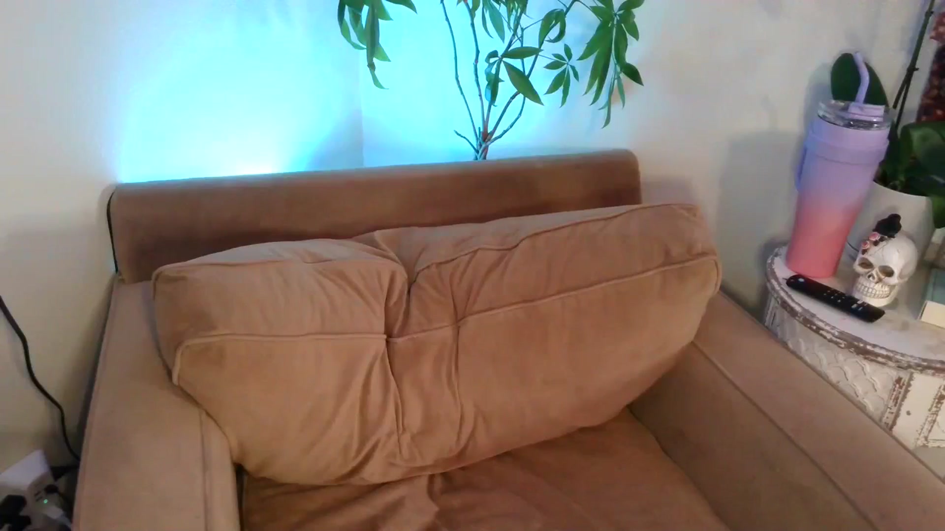 Gallery image thumbnail from LunarLexxx's myfreecams stream on, 10/03/2023, 08:19 image 16 of 20