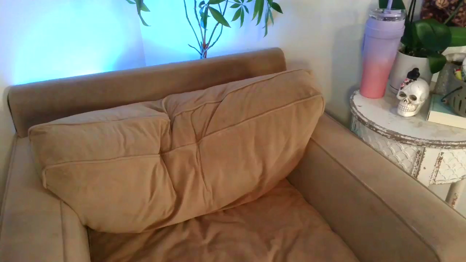 Gallery image thumbnail from LunarLexxx's myfreecams stream on, 10/04/2023, 06:17 image 10 of 20