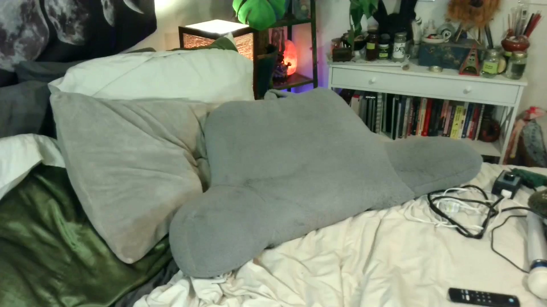 Gallery image thumbnail from LunarLexxx's myfreecams stream on, 10/07/2023, 09:07 image 17 of 20