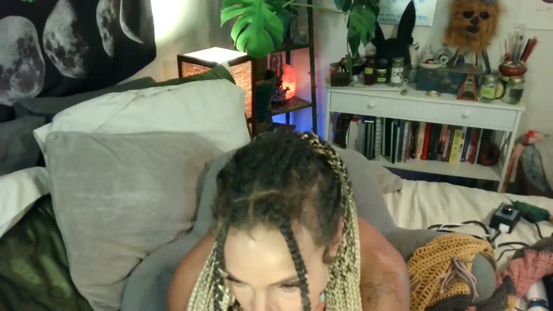 Gallery image thumbnail from LunarLexxx's myfreecams stream on, 10/07/2023, 09:07 image 8 of 20