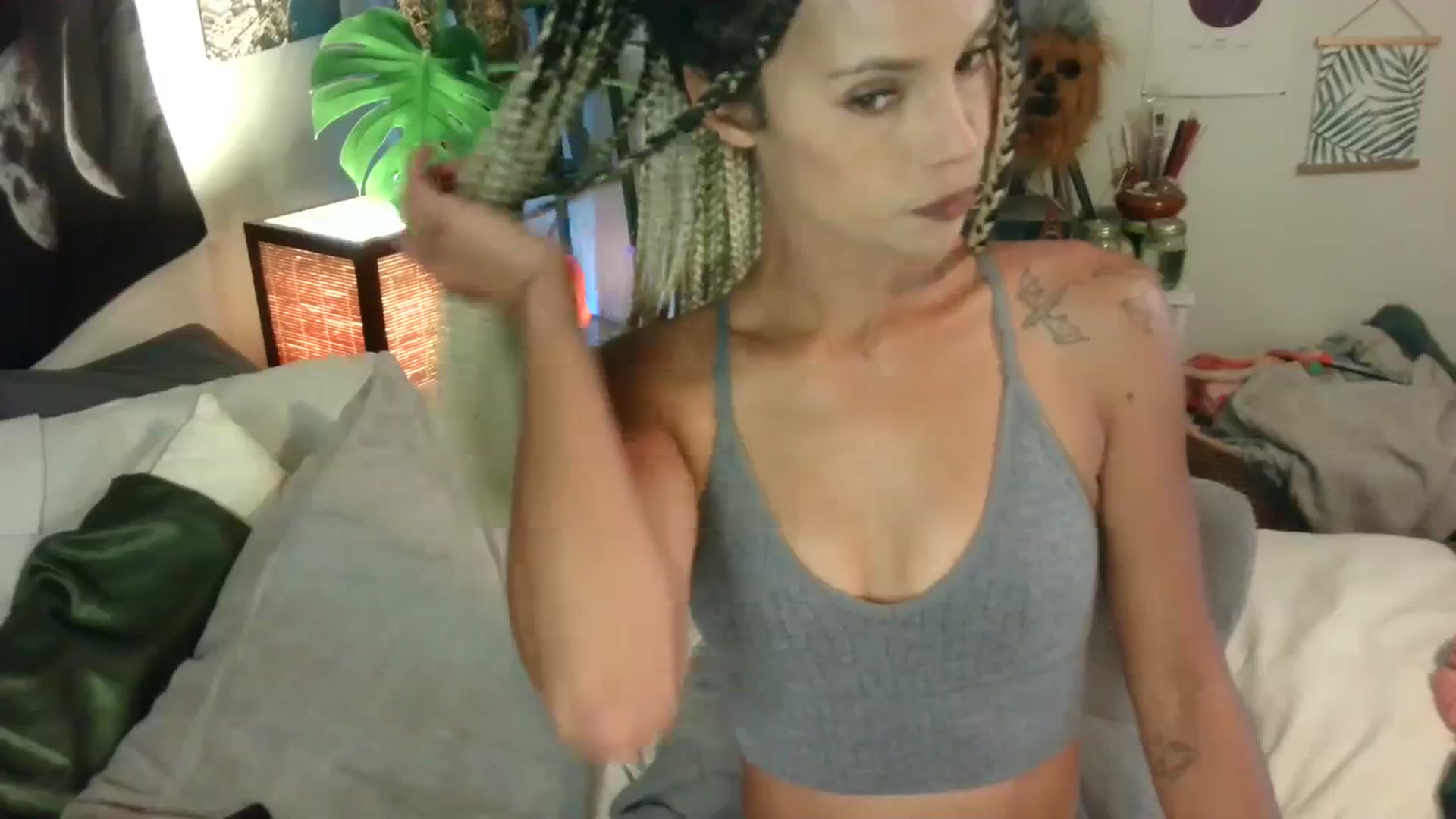 Gallery image thumbnail from LunarLexxx's myfreecams stream on, 10/19/2023, 07:59 image 14 of 20
