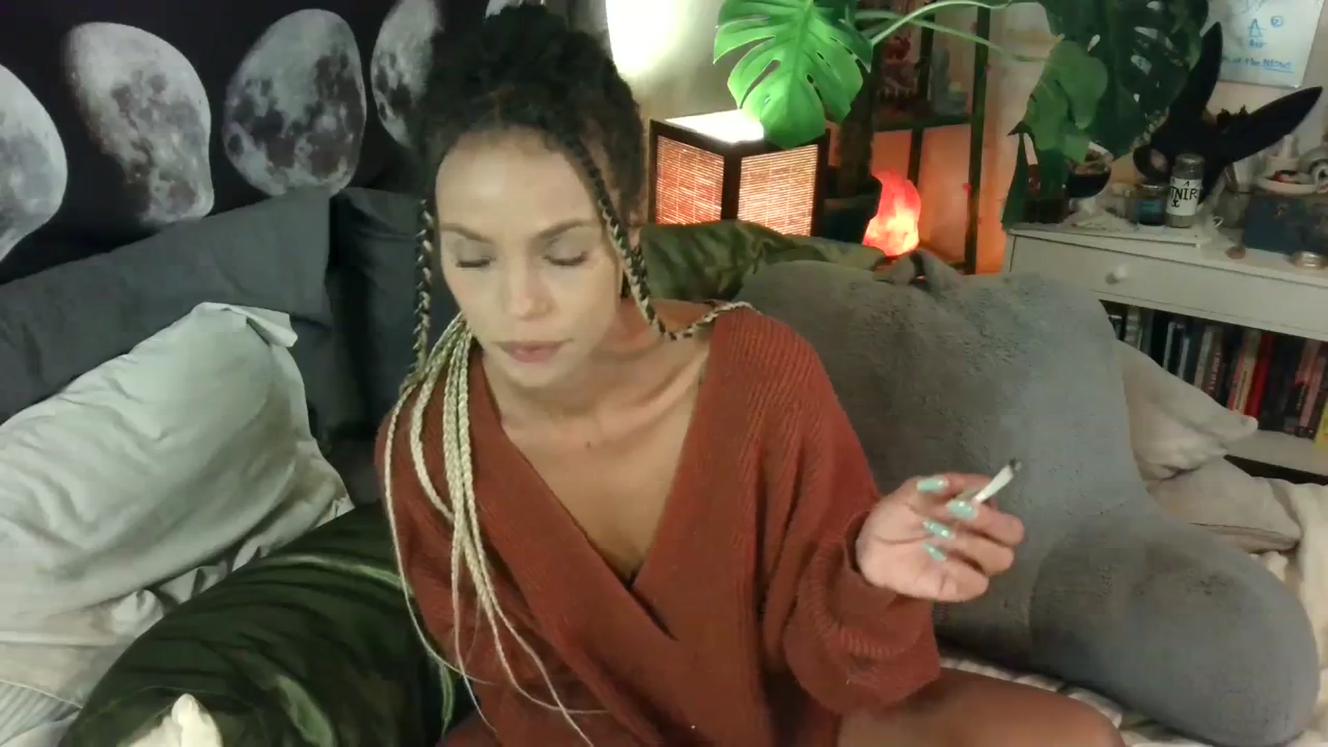 Gallery image thumbnail from LunarLexxx's myfreecams stream on, 10/21/2023, 07:31 image 3 of 20