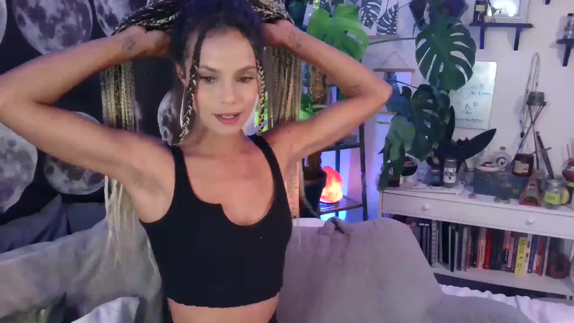 Gallery image thumbnail from LunarLexxx's myfreecams stream on, 10/22/2023, 09:03 image 2 of 20