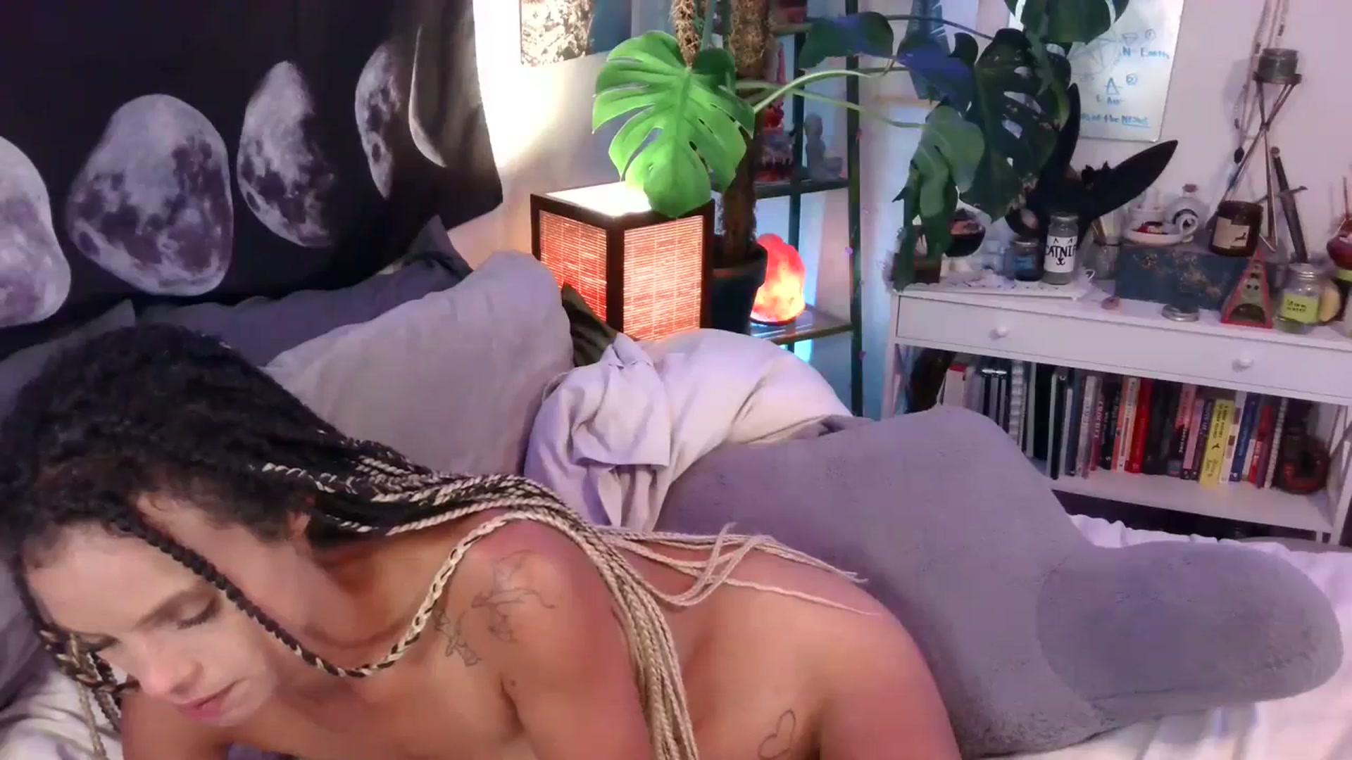 Gallery image thumbnail from LunarLexxx's myfreecams stream on, 10/22/2023, 10:53 image 13 of 20