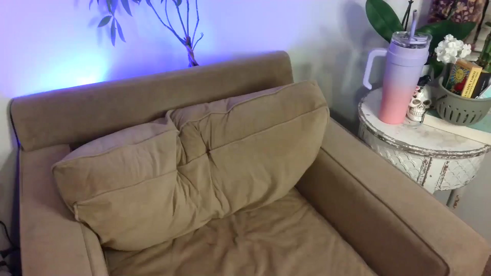 Gallery image thumbnail from LunarLexxx's myfreecams stream on, 10/23/2023, 09:57 image 3 of 20