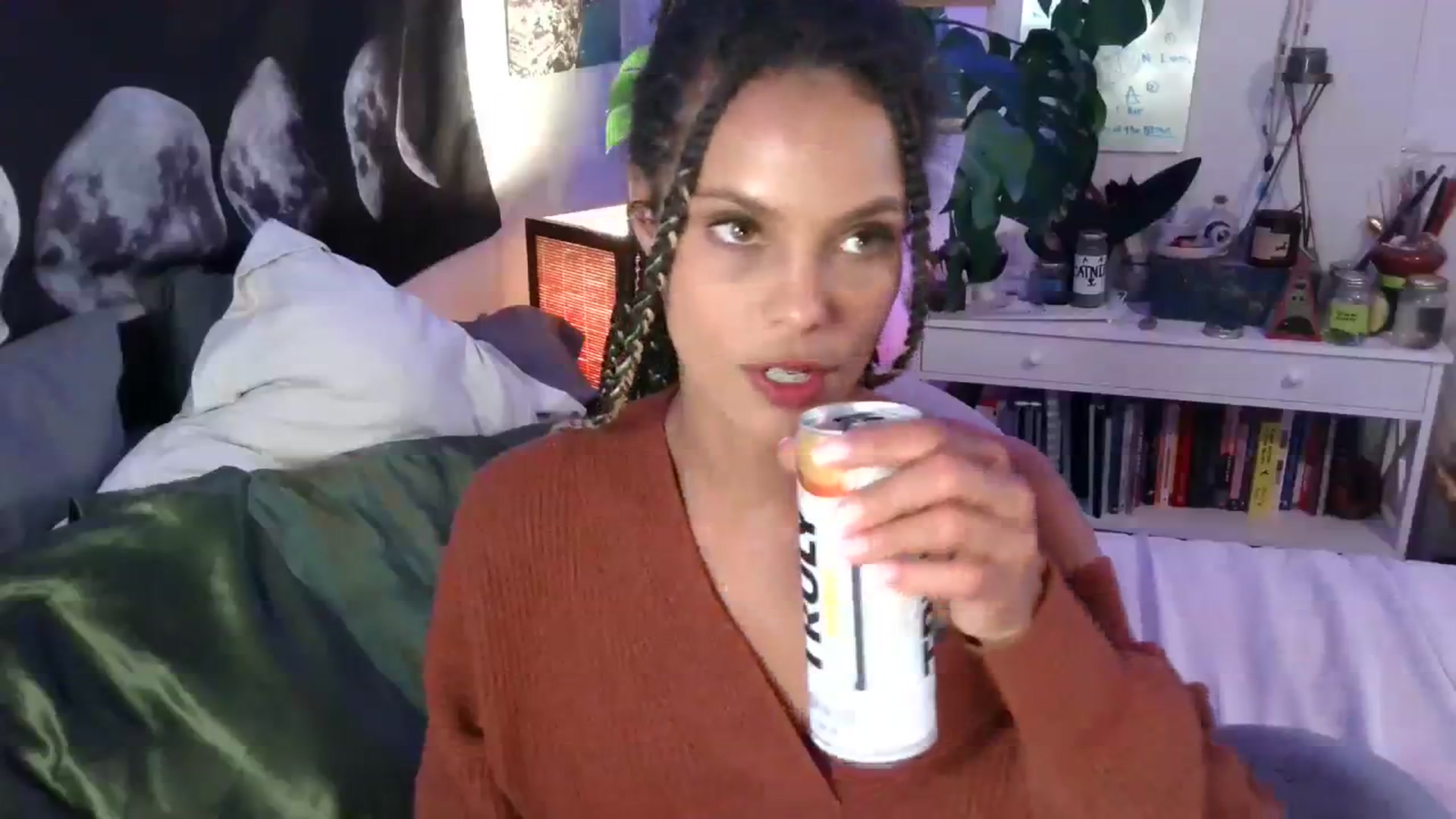 Gallery image thumbnail from LunarLexxx's myfreecams stream on, 10/26/2023, 07:20 image 11 of 20