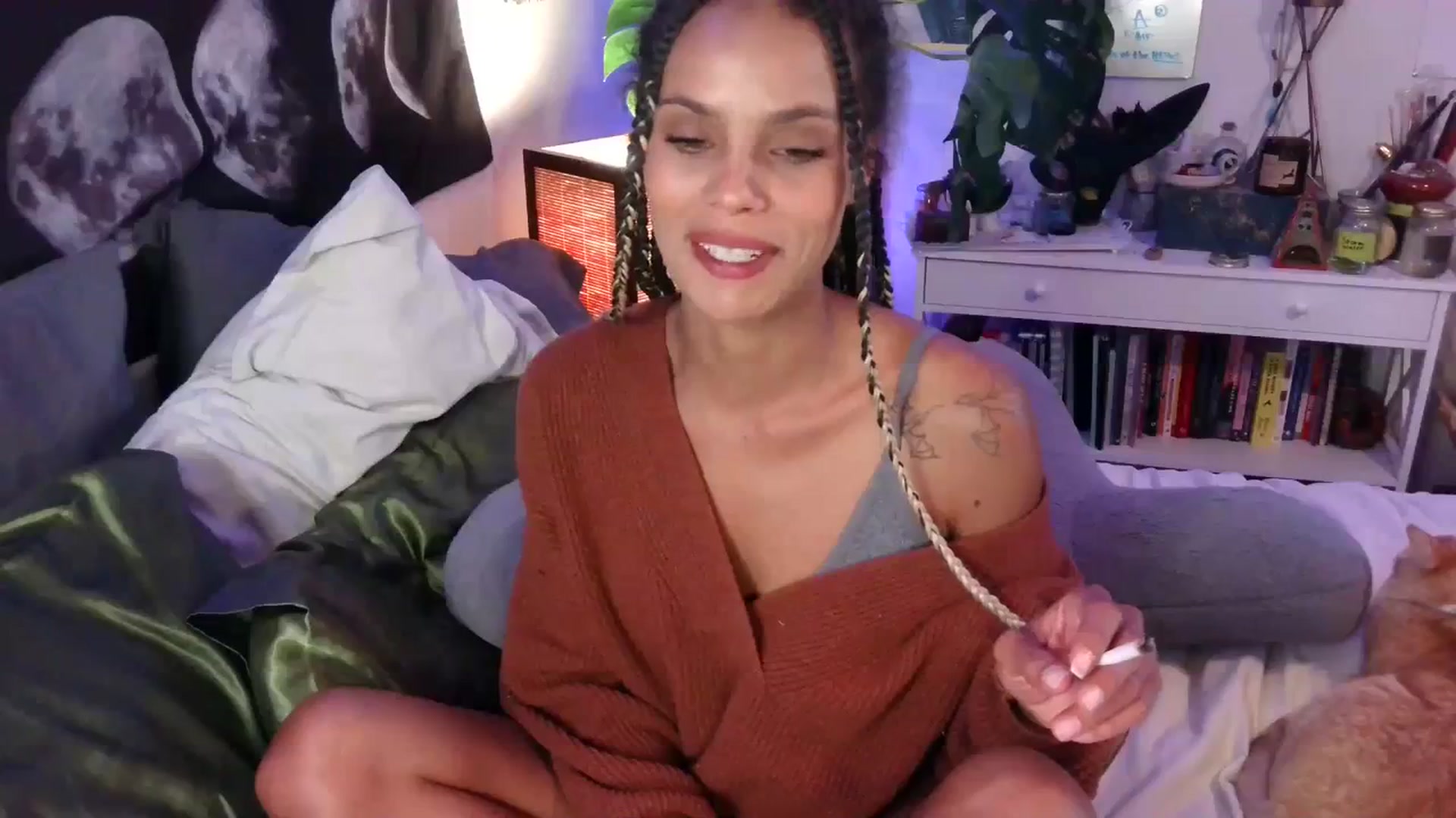 Gallery image thumbnail from LunarLexxx's myfreecams stream on, 10/26/2023, 07:20 image 18 of 20