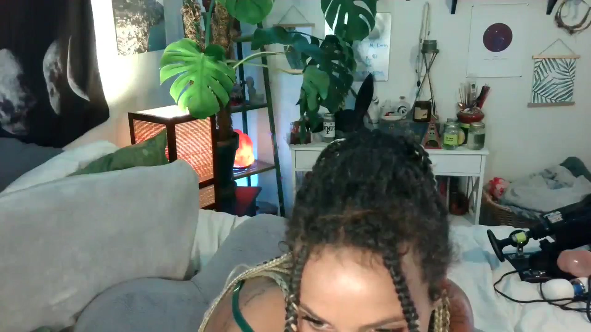 Gallery image thumbnail from LunarLexxx's myfreecams stream on, 10/27/2023, 06:13 image 8 of 20