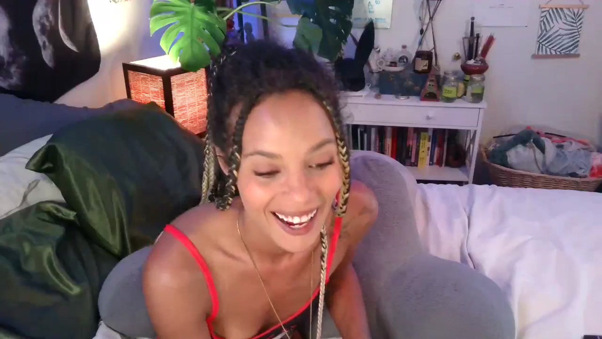 Gallery image thumbnail from LunarLexxx's myfreecams stream on, 10/31/2023, 06:06 image 18 of 20