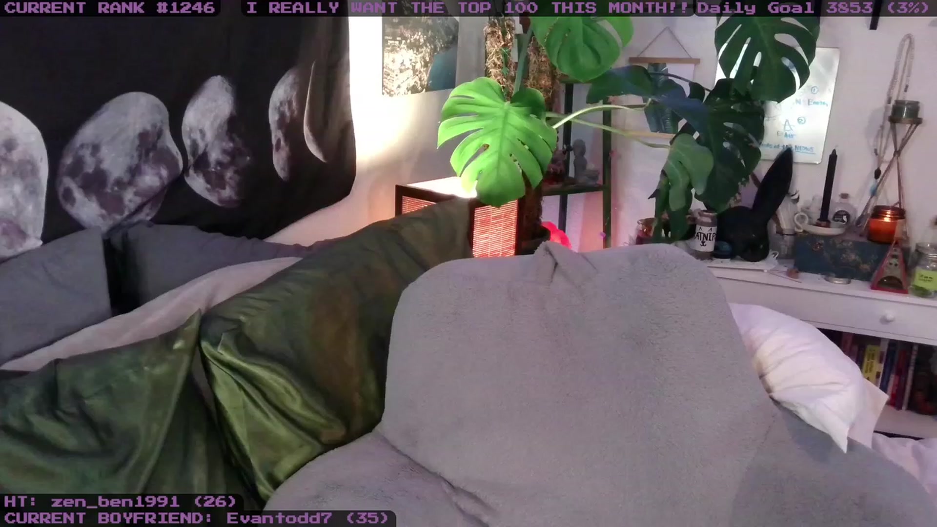 Gallery image thumbnail from LunarLexxx's myfreecams stream on, 11/04/2023, 05:49 image 8 of 20