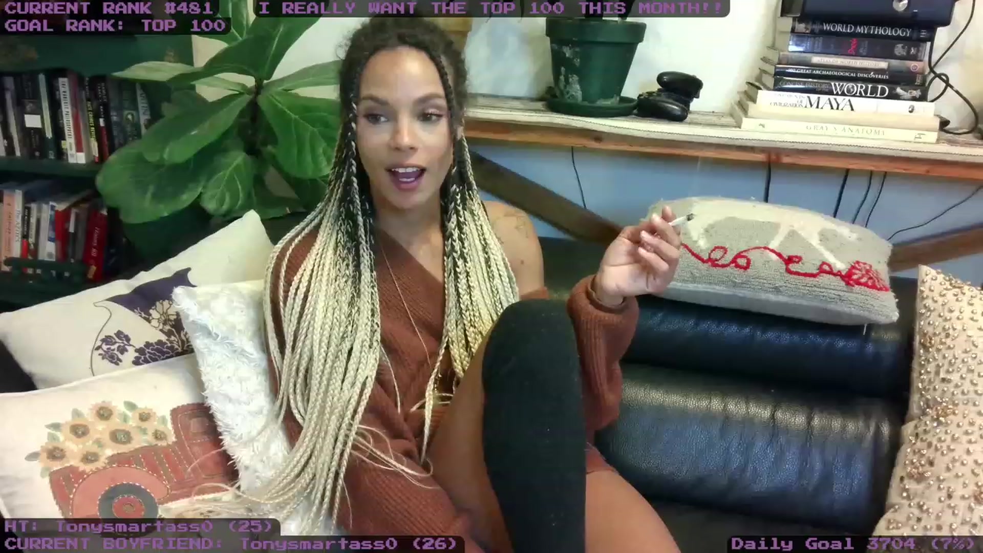 Gallery image thumbnail from LunarLexxx's myfreecams stream on, 11/05/2023, 05:00 image 17 of 20