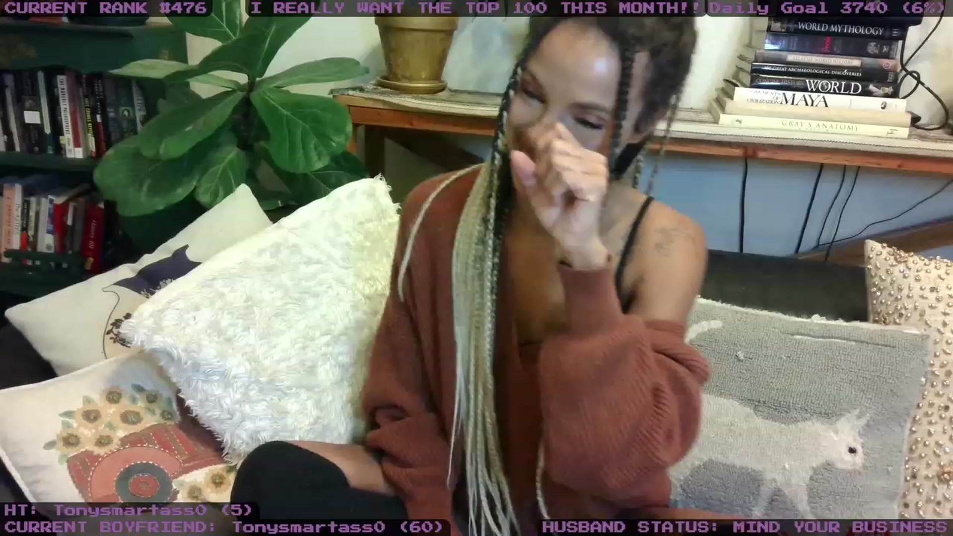 Gallery image thumbnail from LunarLexxx's myfreecams stream on, 11/05/2023, 05:00 image 7 of 20