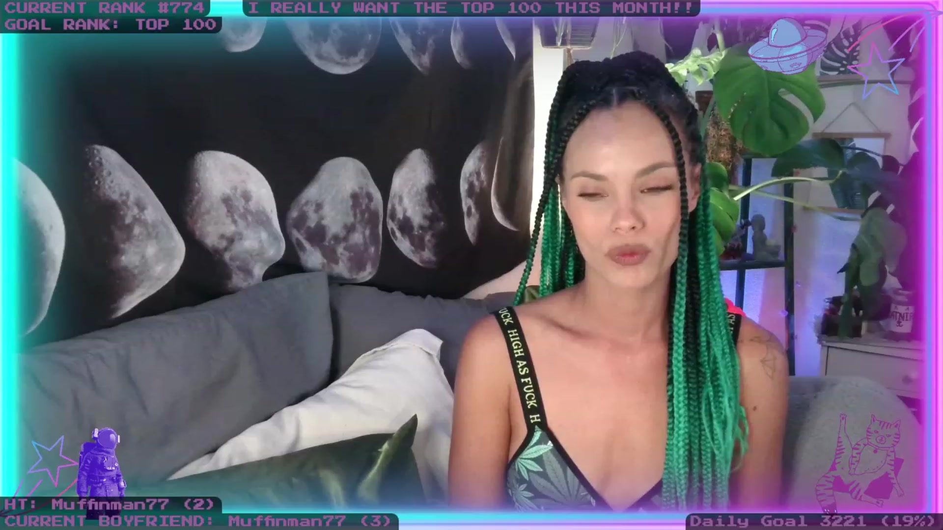 Gallery image thumbnail from LunarLexxx's myfreecams stream on, 11/09/2023, 08:36 image 13 of 20