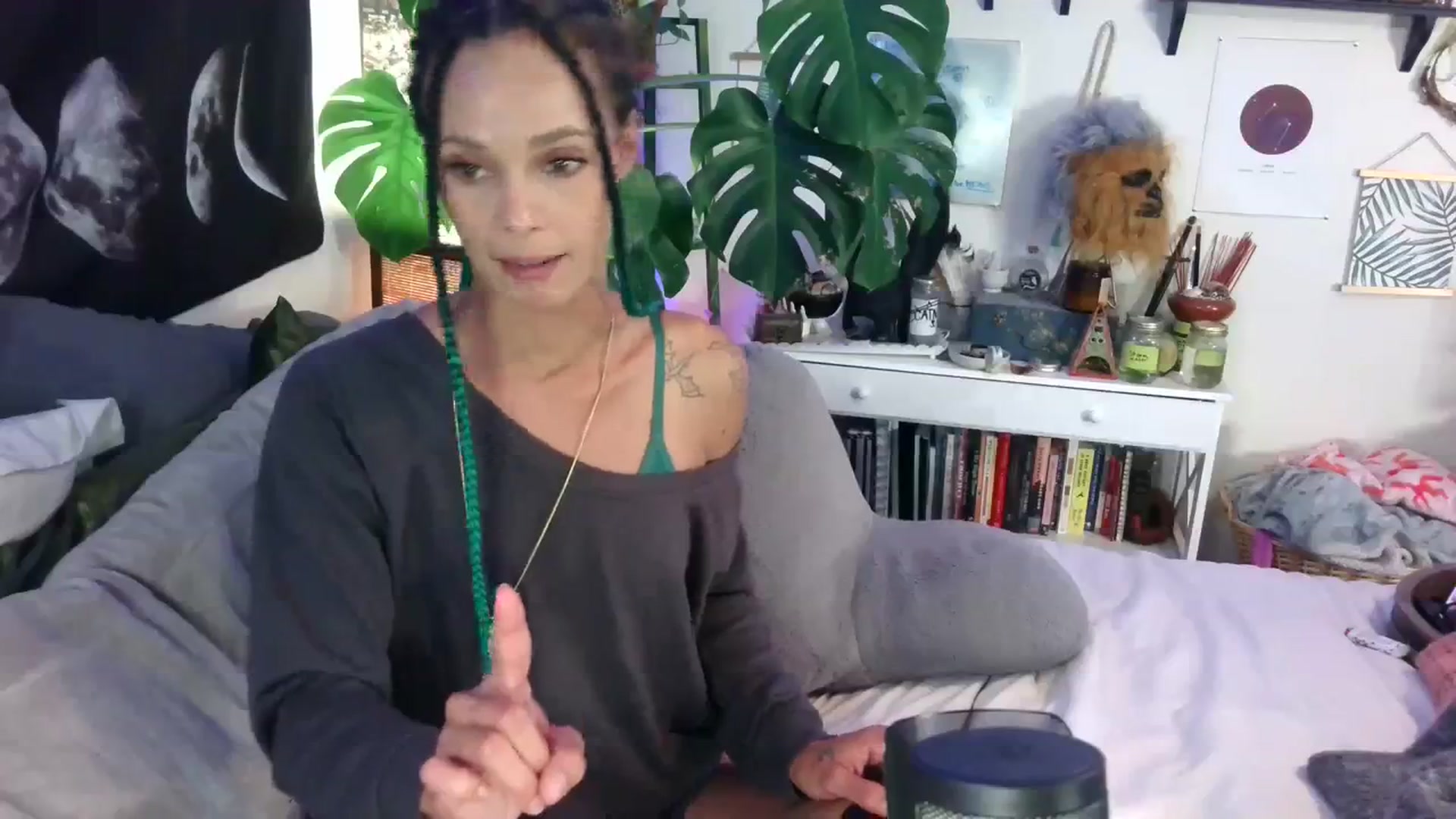 Gallery image thumbnail from LunarLexxx's myfreecams stream on, 11/16/2023, 12:31 image 2 of 20