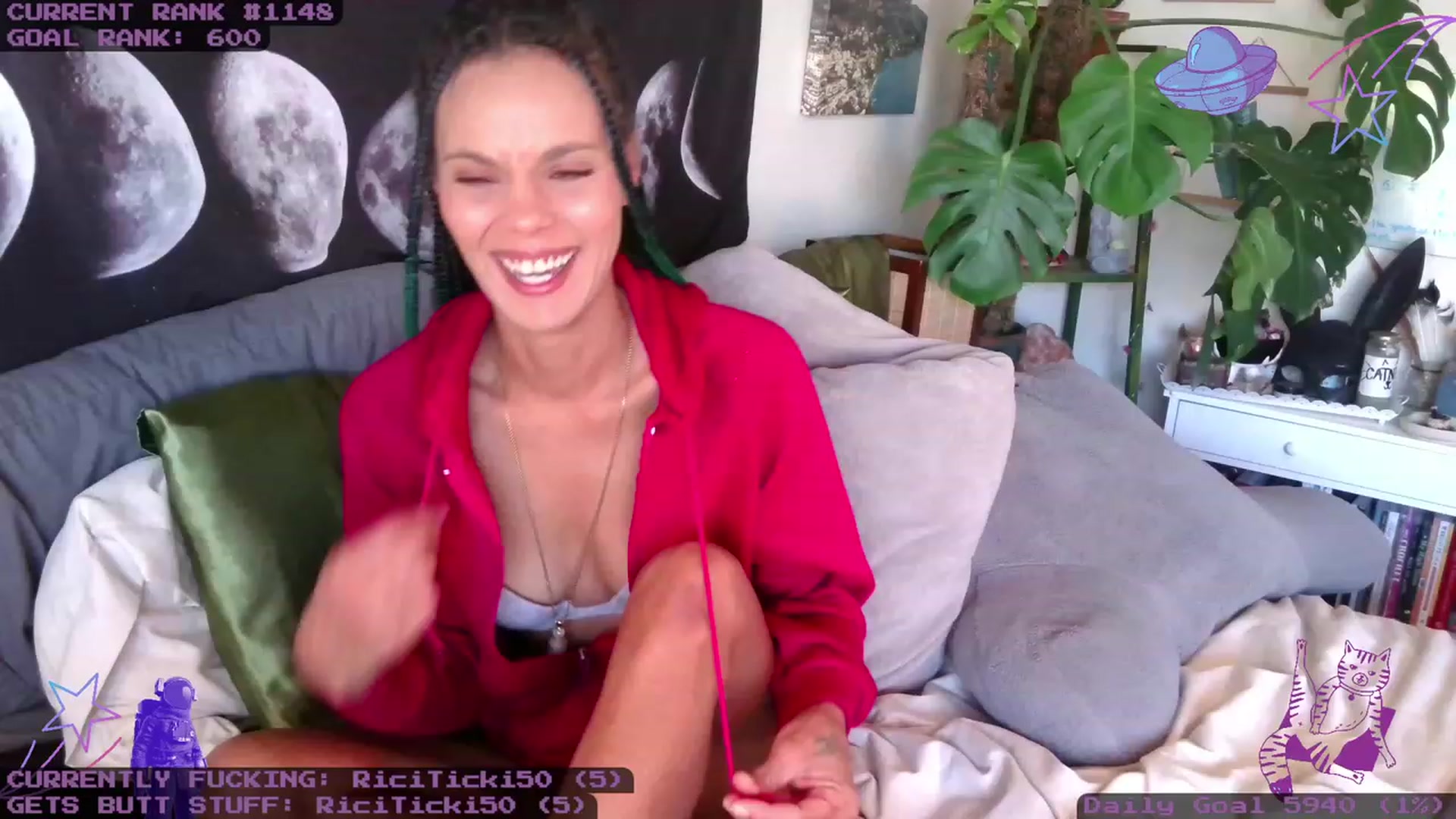 Gallery image thumbnail from LunarLexxx's myfreecams stream on, 12/04/2023, 18:36 image 17 of 20