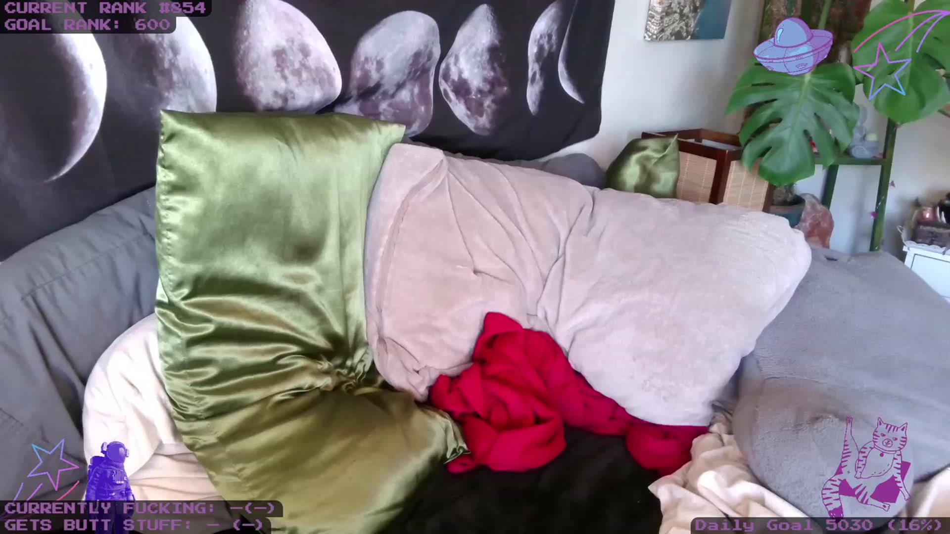 Gallery image thumbnail from LunarLexxx's myfreecams stream on, 12/04/2023, 21:18 image 14 of 20