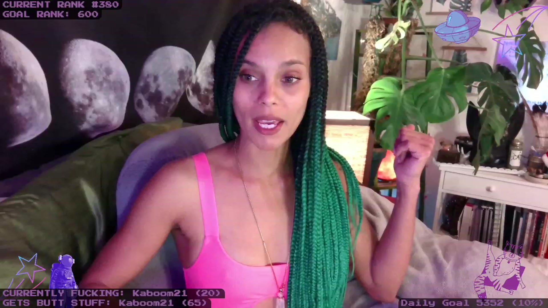 Gallery image thumbnail from LunarLexxx's myfreecams stream on, 12/19/2023, 12:37 image 16 of 20