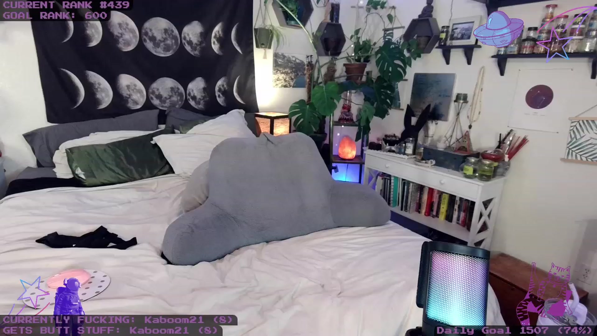 Gallery image thumbnail from LunarLexxx's myfreecams stream on, 12/29/2023, 10:39 image 18 of 20