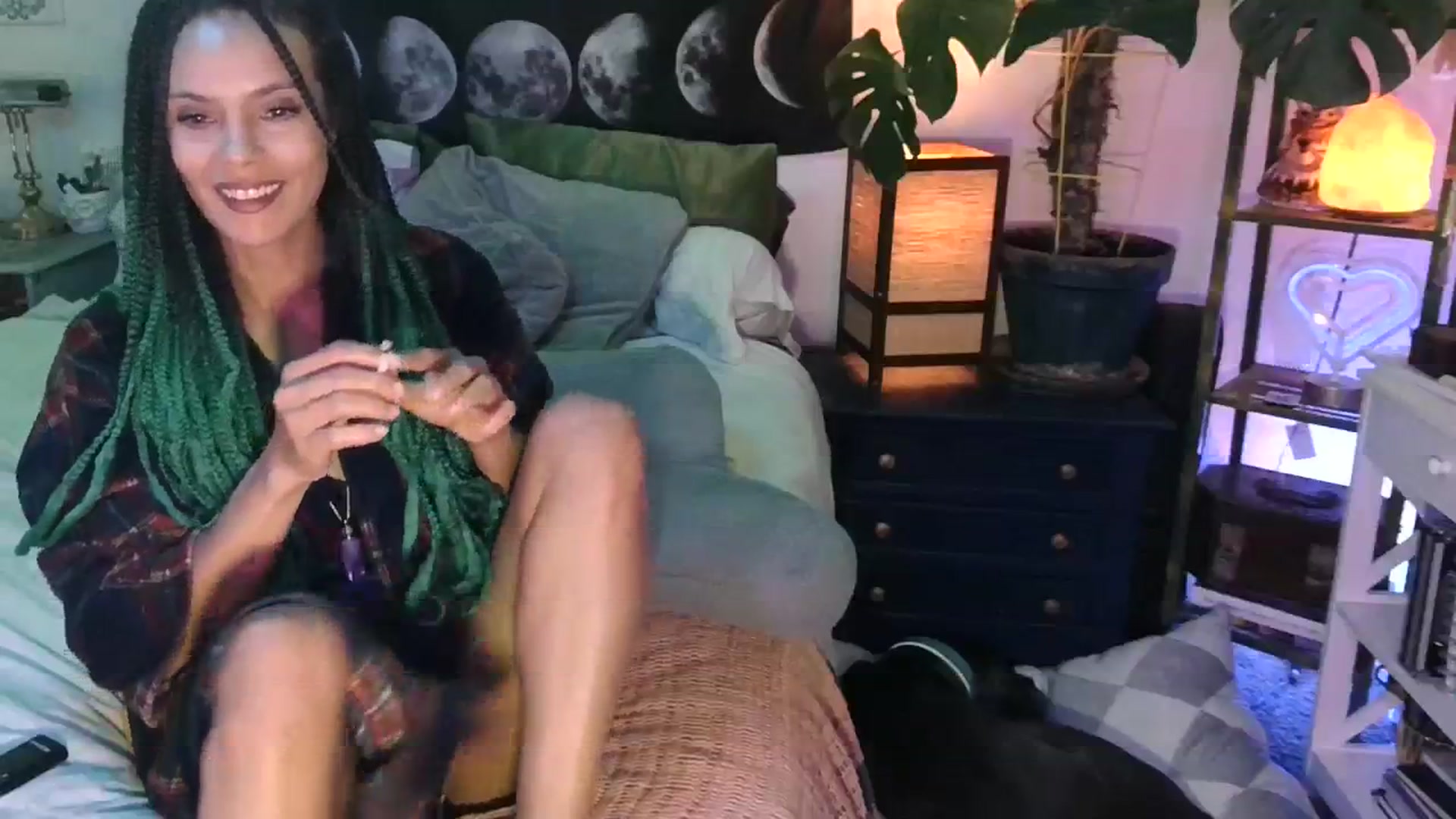 Gallery image thumbnail from LunarLexxx's myfreecams stream on, 03/10/2024, 12:19 image 19 of 20