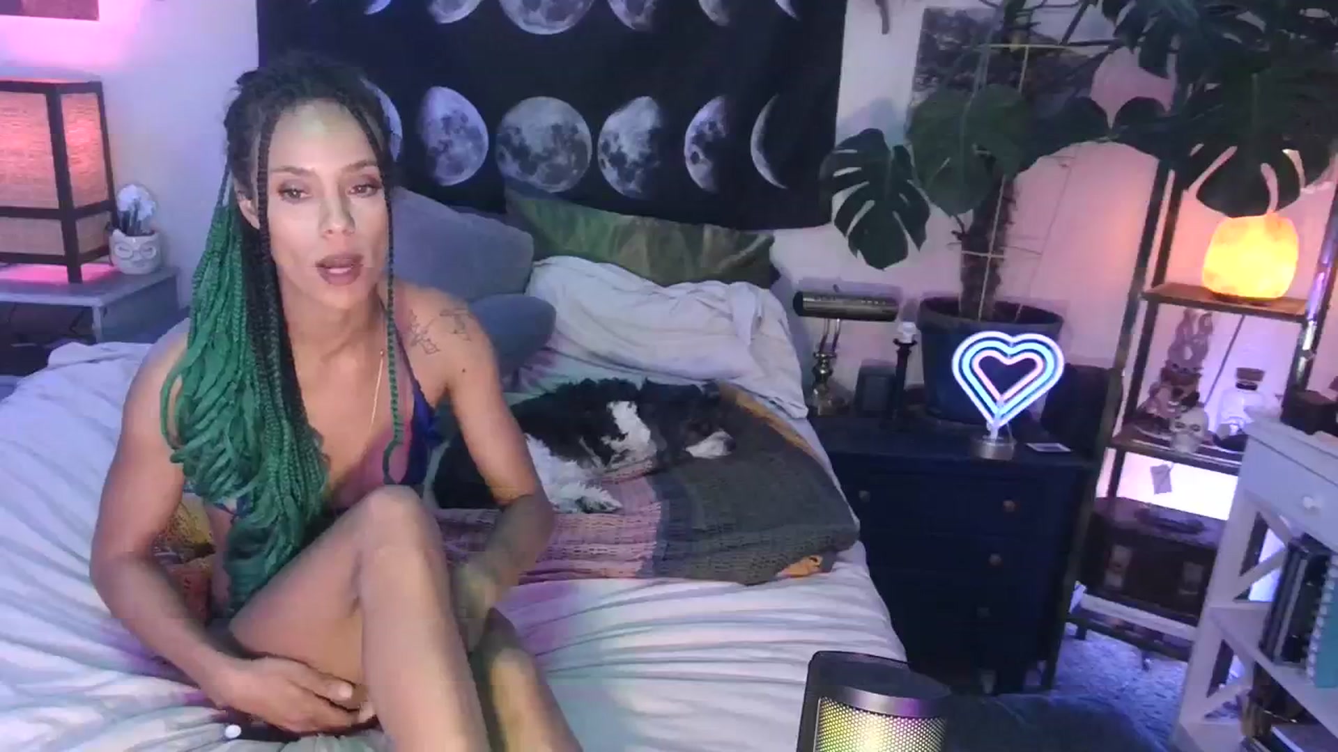 Gallery image thumbnail from LunarLexxx's myfreecams stream on, 03/12/2024, 10:36 image 9 of 20