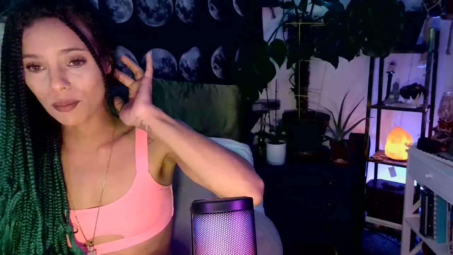 Gallery image thumbnail from LunarLexxx's myfreecams stream on, 03/30/2024, 08:30 image 13 of 20