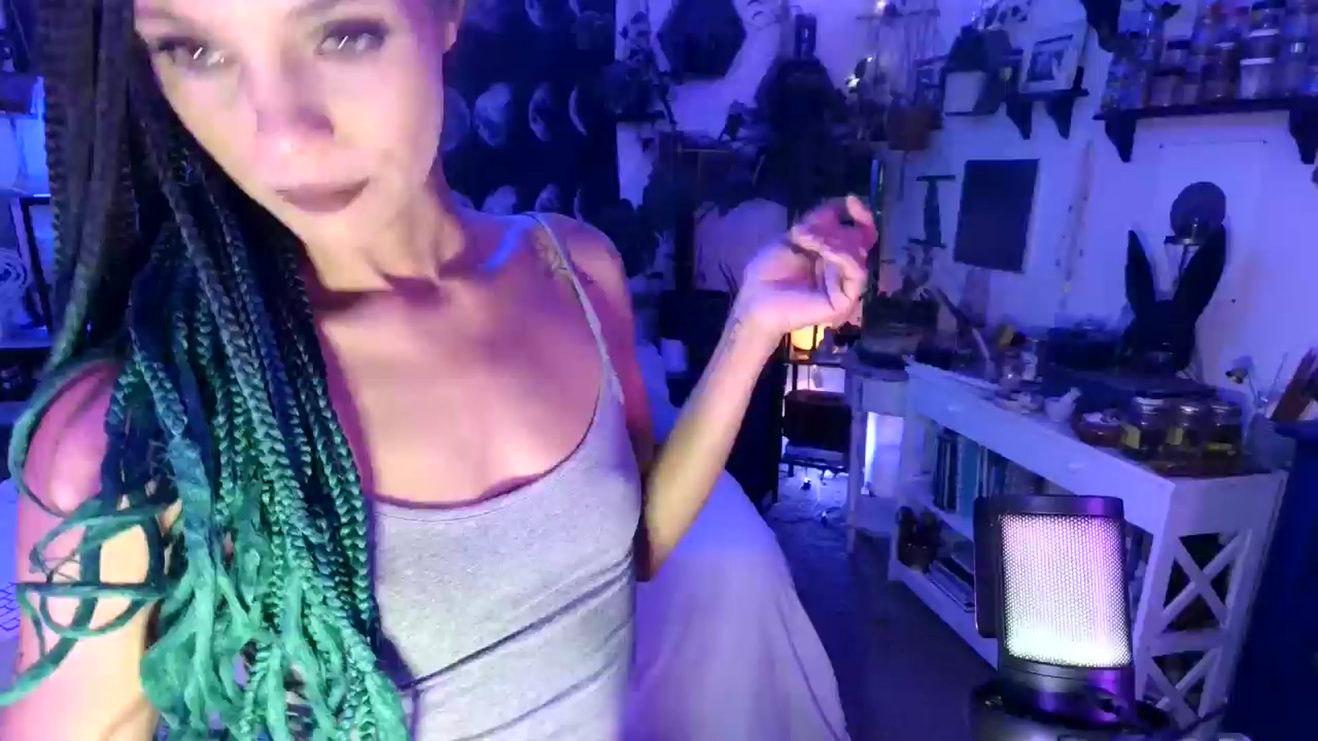 Gallery image thumbnail from LunarLexxx's myfreecams stream on, 05/30/2024, 05:58 image 9 of 20