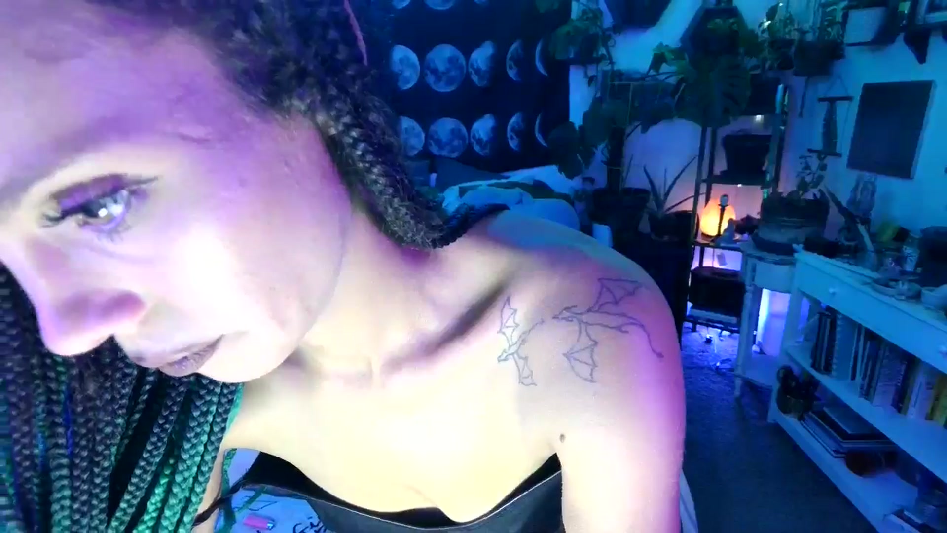 Gallery image thumbnail from LunarLexxx's myfreecams stream on, 06/01/2024, 13:04 image 10 of 20