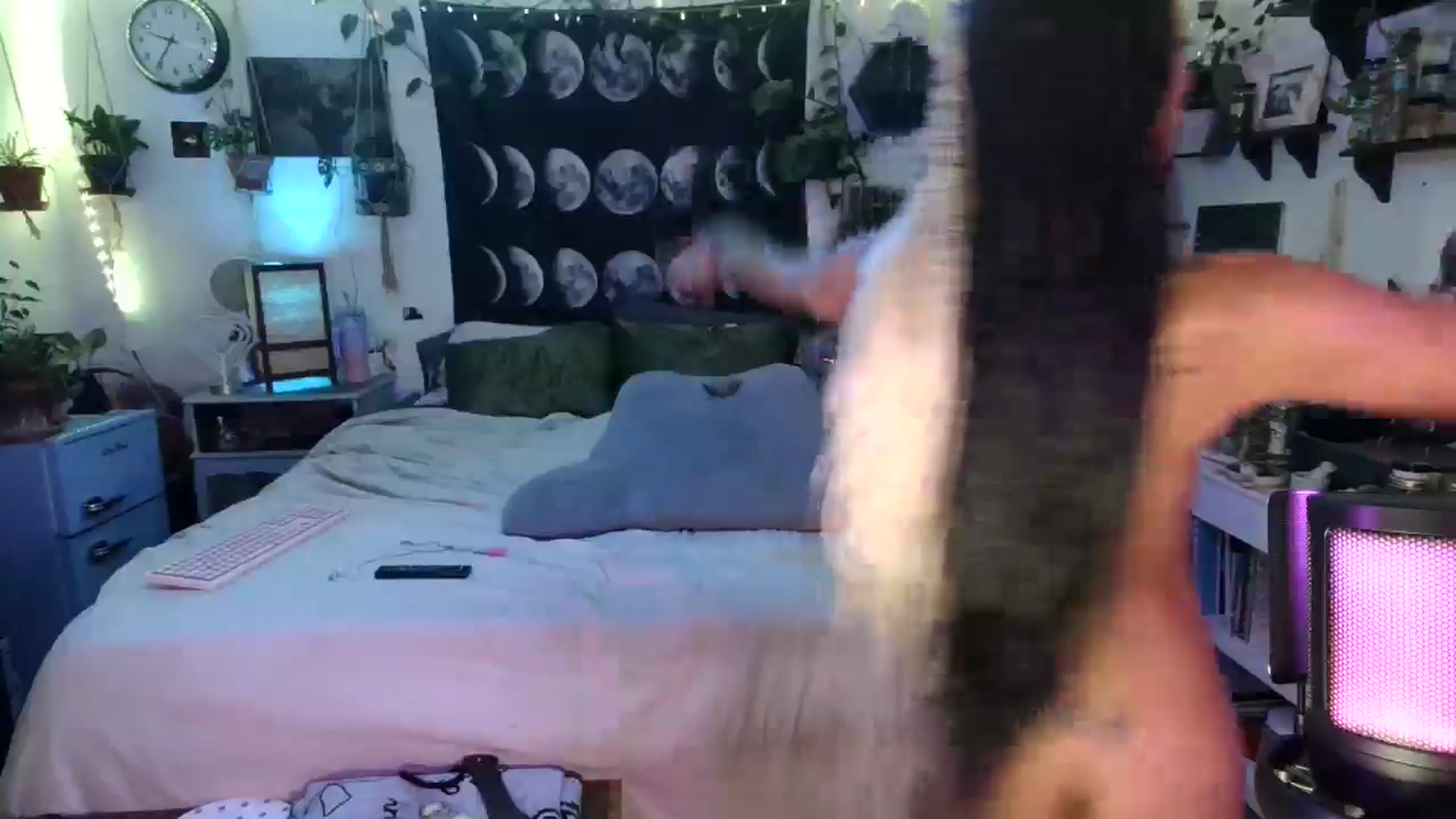 Gallery image thumbnail from LunarLexxx's myfreecams stream on, 06/06/2024, 09:56 image 7 of 20