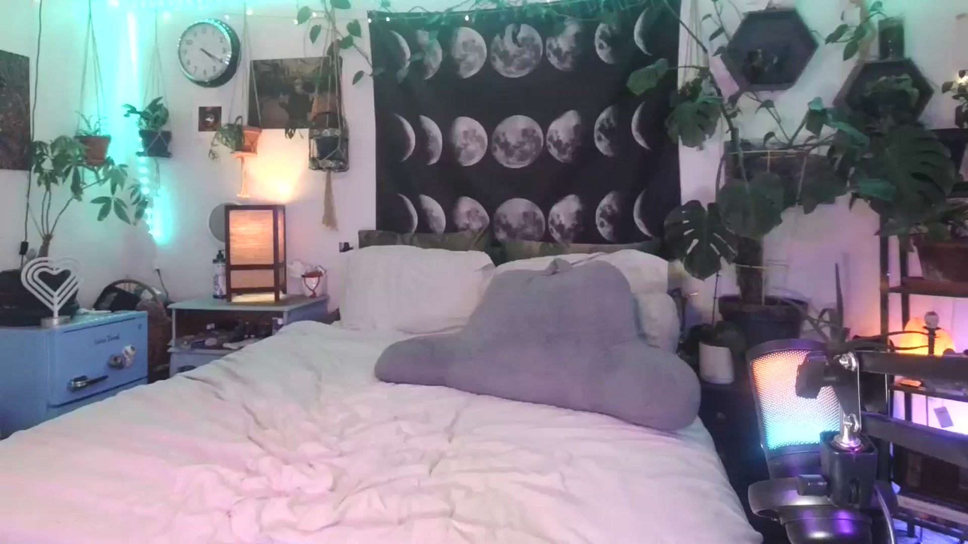 Gallery image thumbnail from LunarLexxx's myfreecams stream on, 07/18/2024, 08:36 image 14 of 20