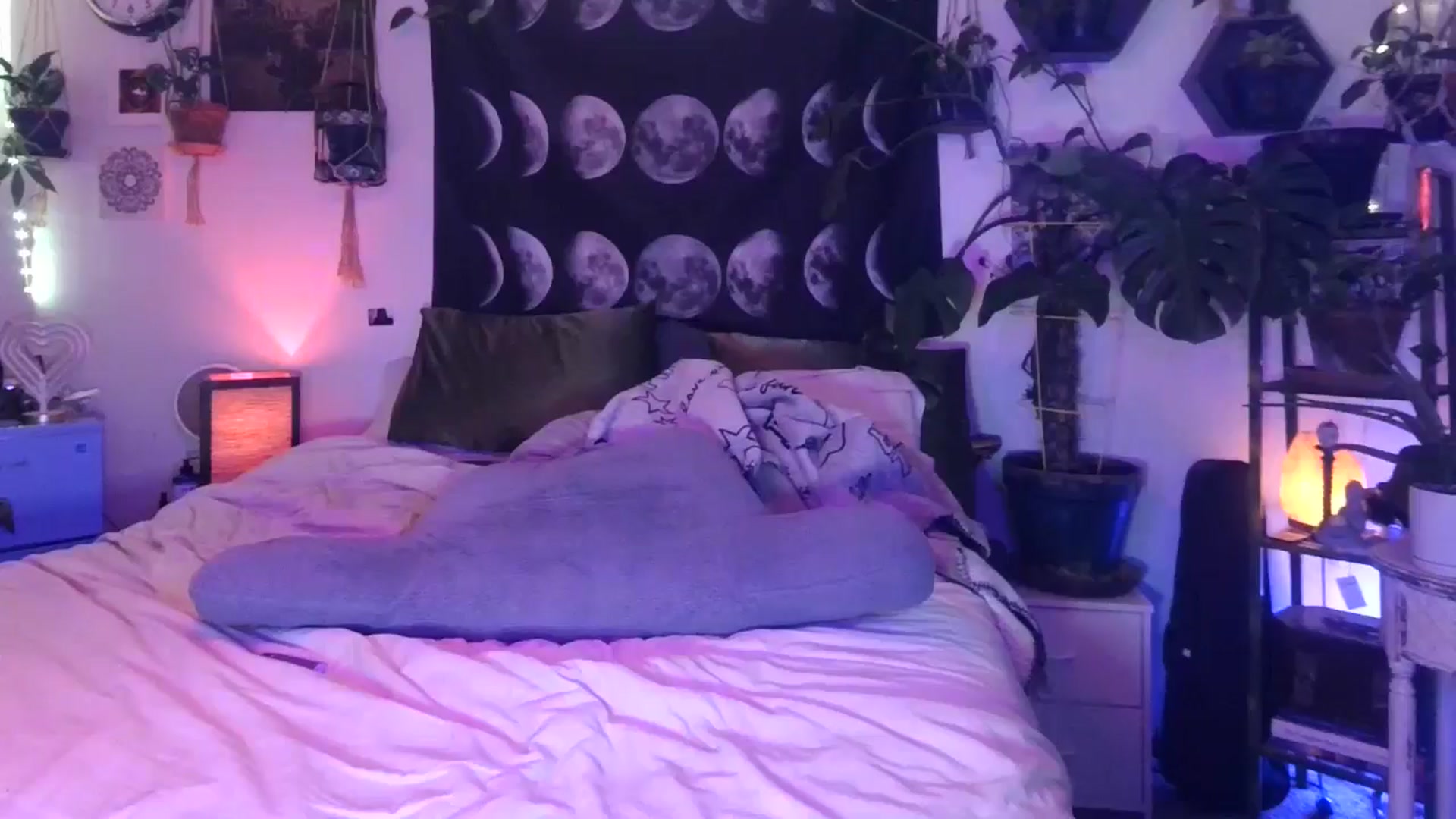Gallery image thumbnail from LunarLexxx's myfreecams stream on, 07/20/2024, 11:28 image 12 of 20
