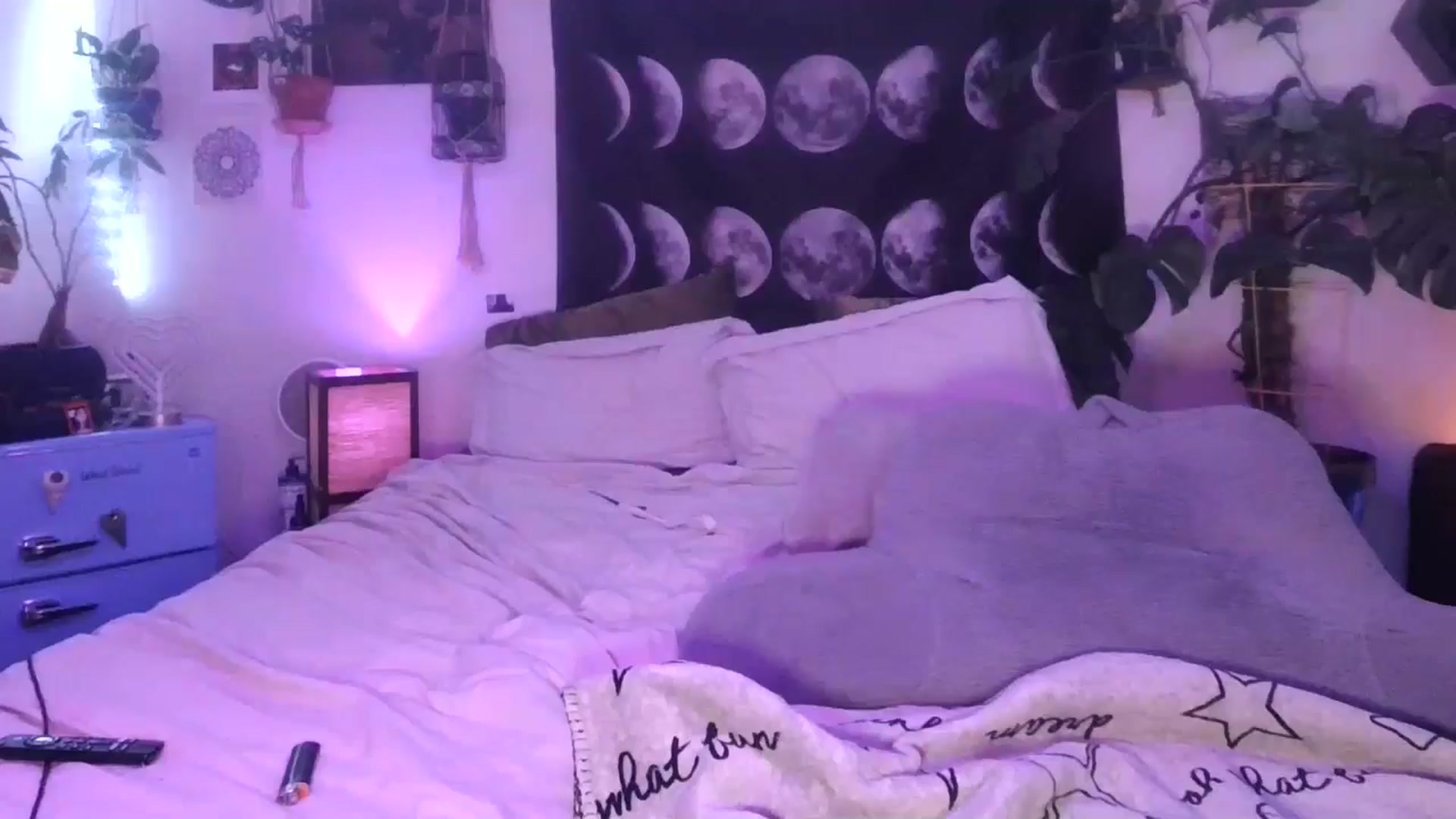 Gallery image thumbnail from LunarLexxx's myfreecams stream on, 07/24/2024, 09:15 image 15 of 20