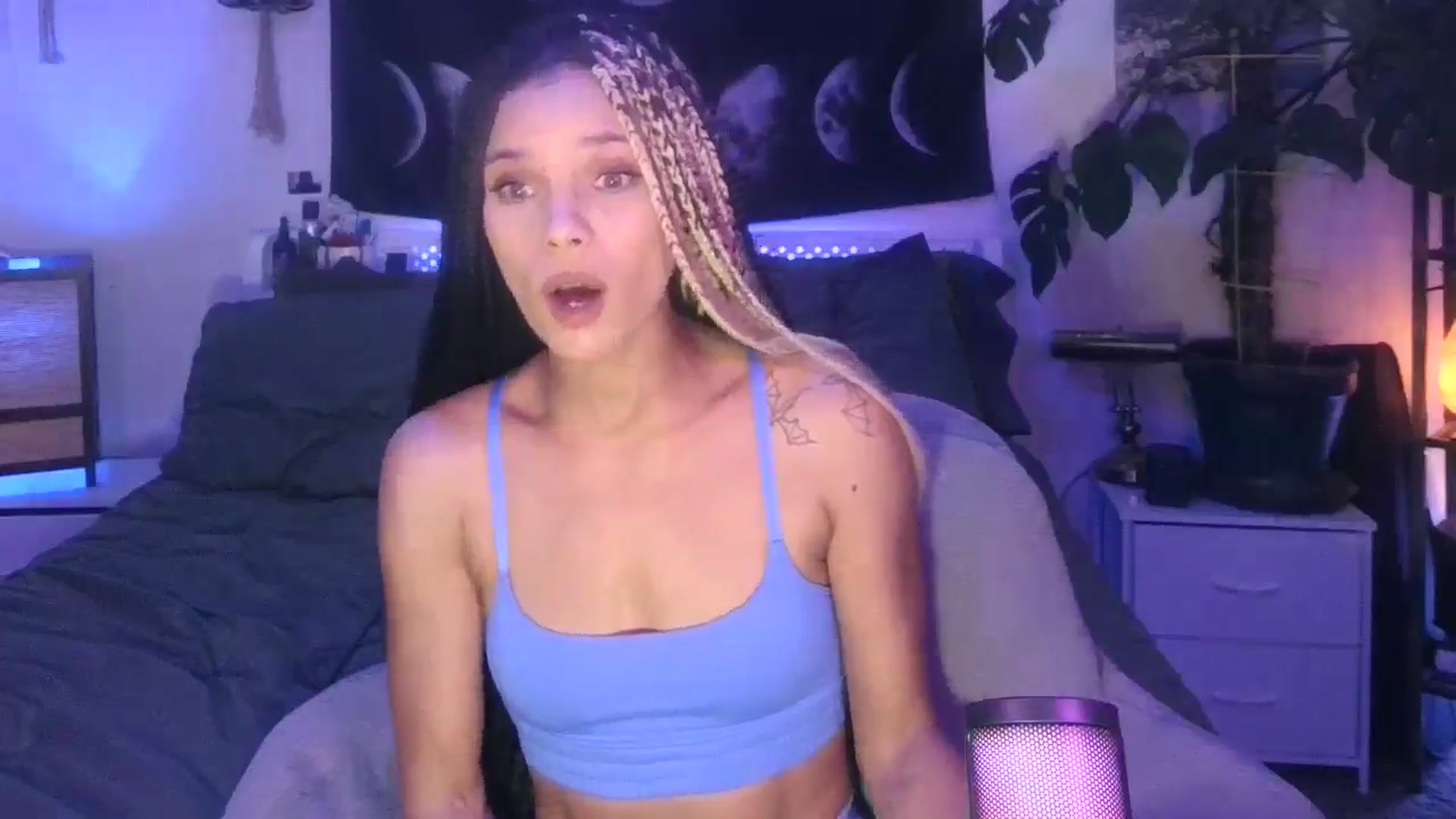 Gallery image thumbnail from LunarLexxx's myfreecams stream on, 07/25/2024, 10:00 image 5 of 20